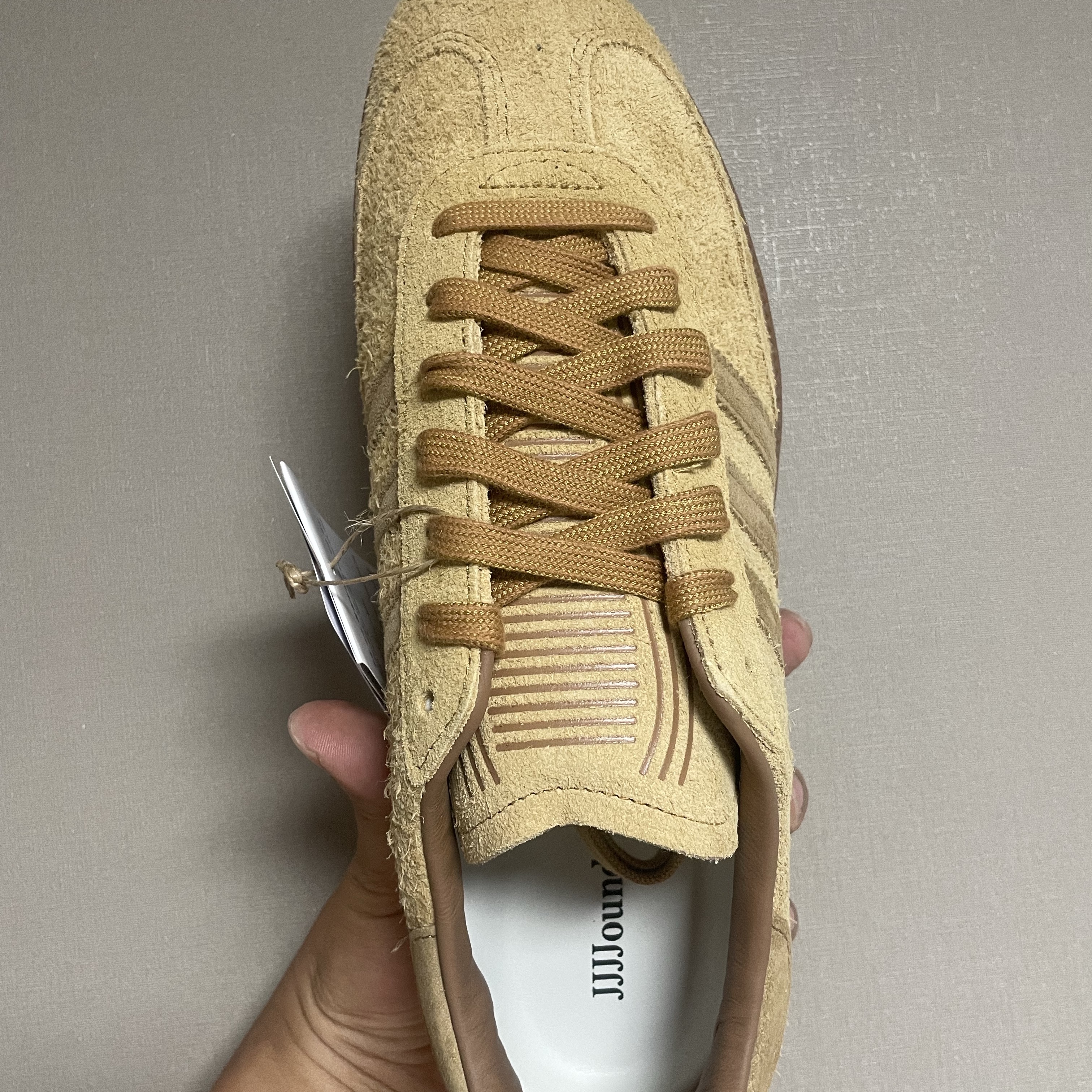 Adidas x JJJJound Samba OG Mesa 착용 스타일 - 3