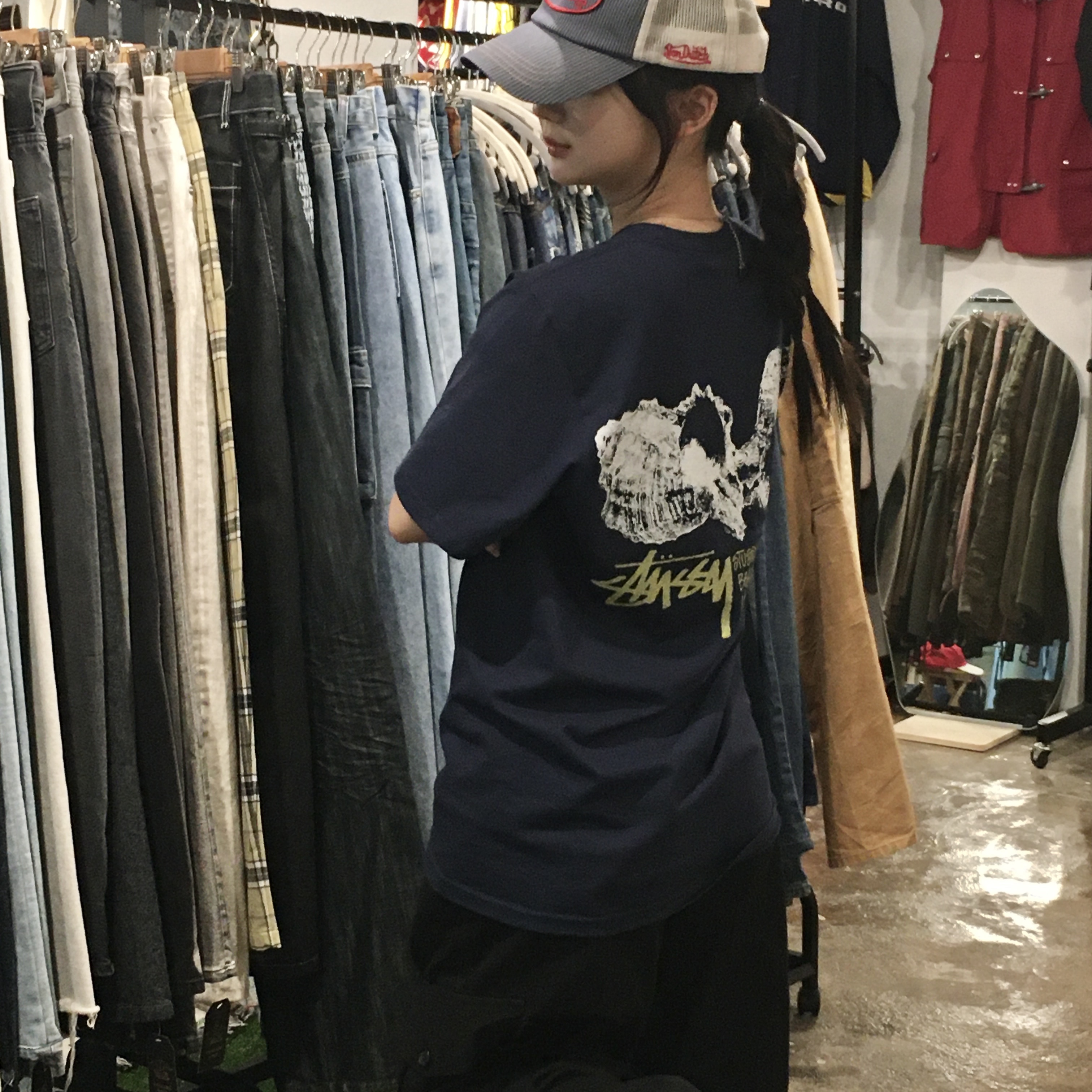 Stussy Shells T-Shirt Navy 착용 스타일