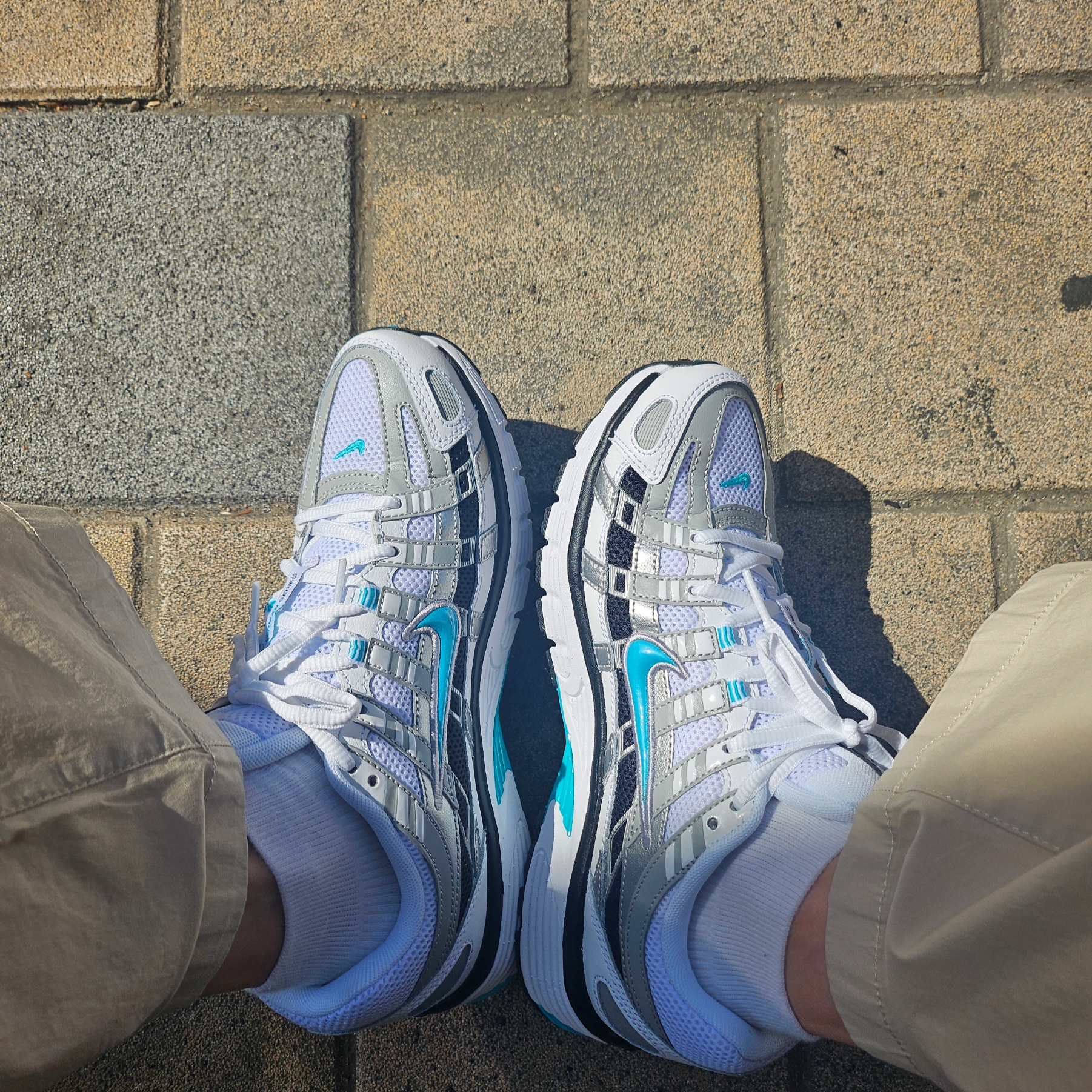 Nike P-6000 Dusty Cactus 착용 스타일