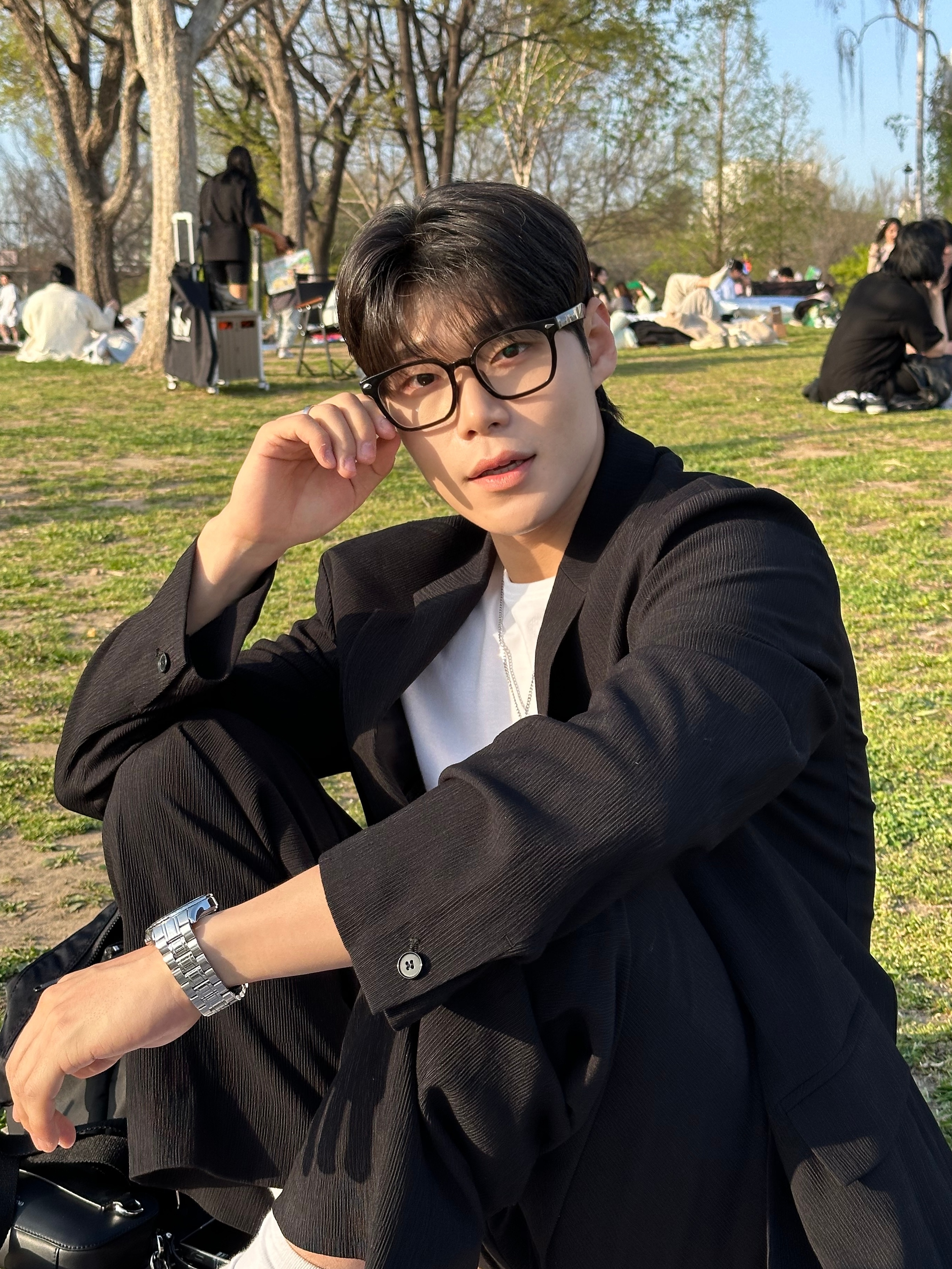 TNGT Kinoshita Seersucker Unconstructed Set-up Jacket Black 착용 스타일 - 2