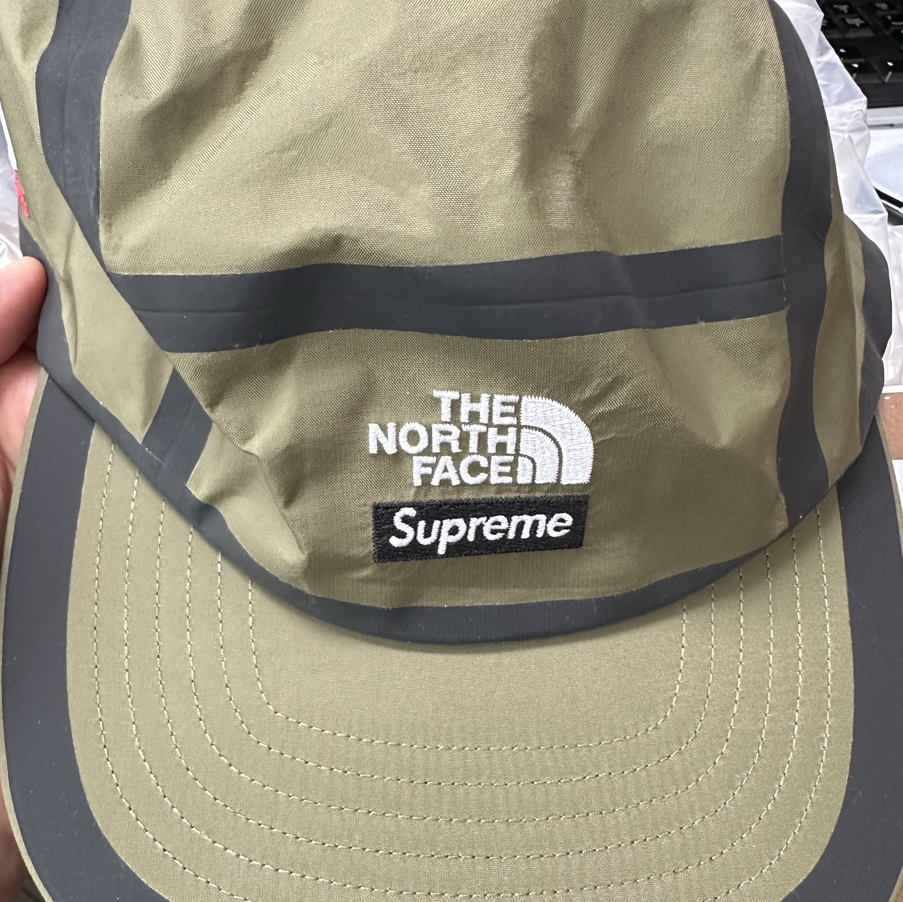 Supreme x The North Face Summit Series Outer Tape Seam Camp Cap Olive - 21SS 착용 스타일