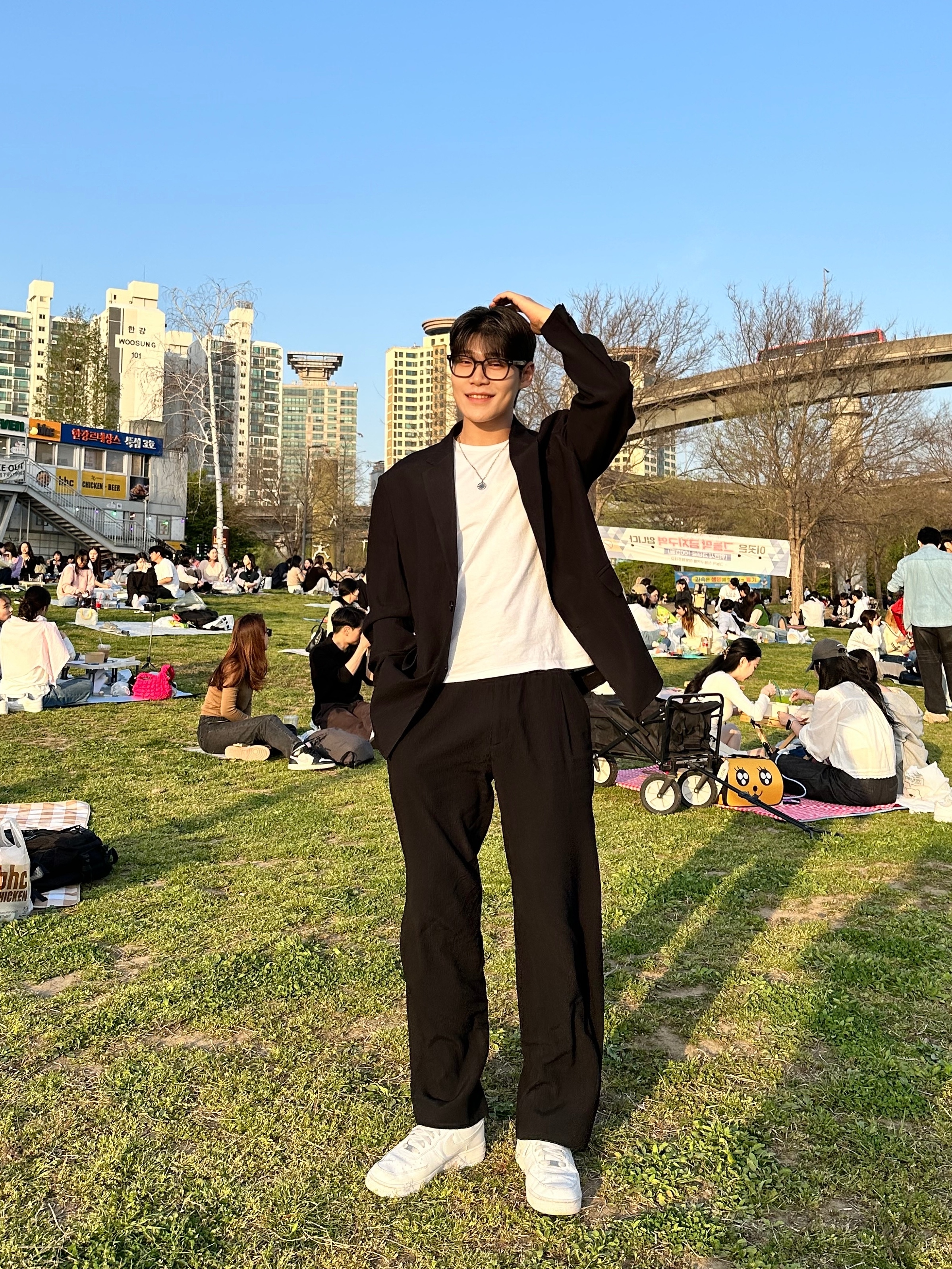 TNGT Kinoshita Seersucker Unconstructed Set-up Jacket Black 착용 스타일 - 6