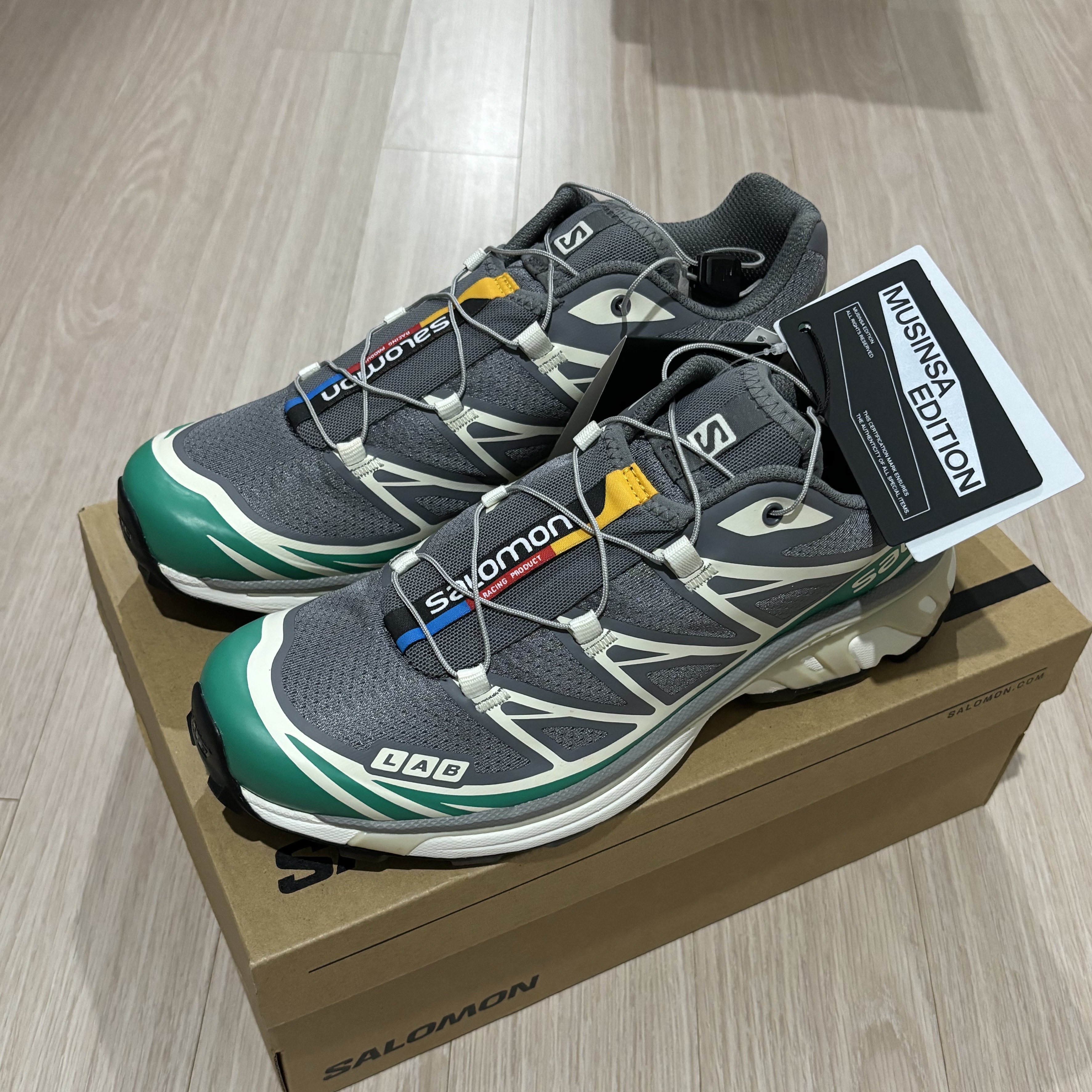 Salomon XT-6 Quiet Shade Deep Green 착용 스타일 - 1