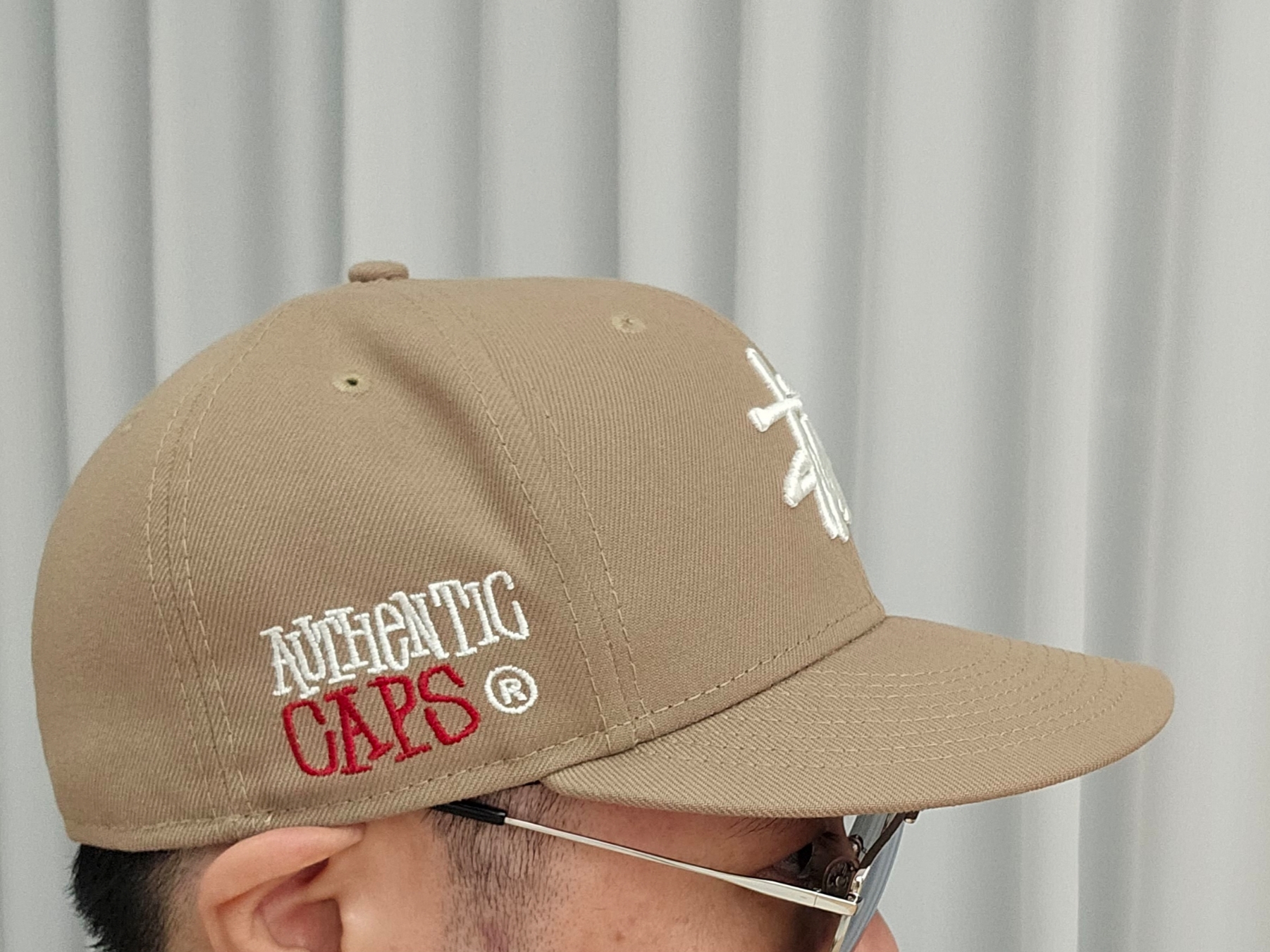 Supreme Mesh Sunshield Camp Cap Navy - 24SS, Supreme Reflective Ripstop Camp Cap Black - 24SS 착용 스타일 - 9