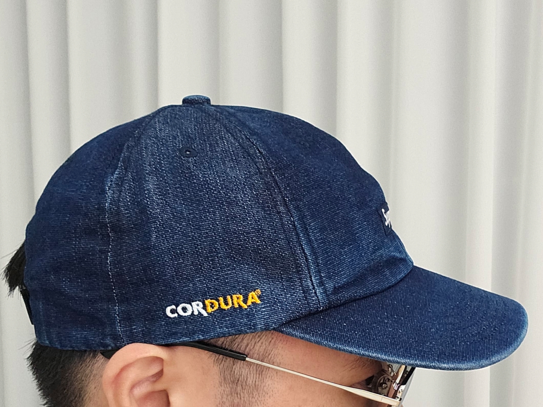 Supreme Mesh Sunshield Camp Cap Navy - 24SS, Supreme Reflective Ripstop Camp Cap Black - 24SS 착용 스타일 - 7