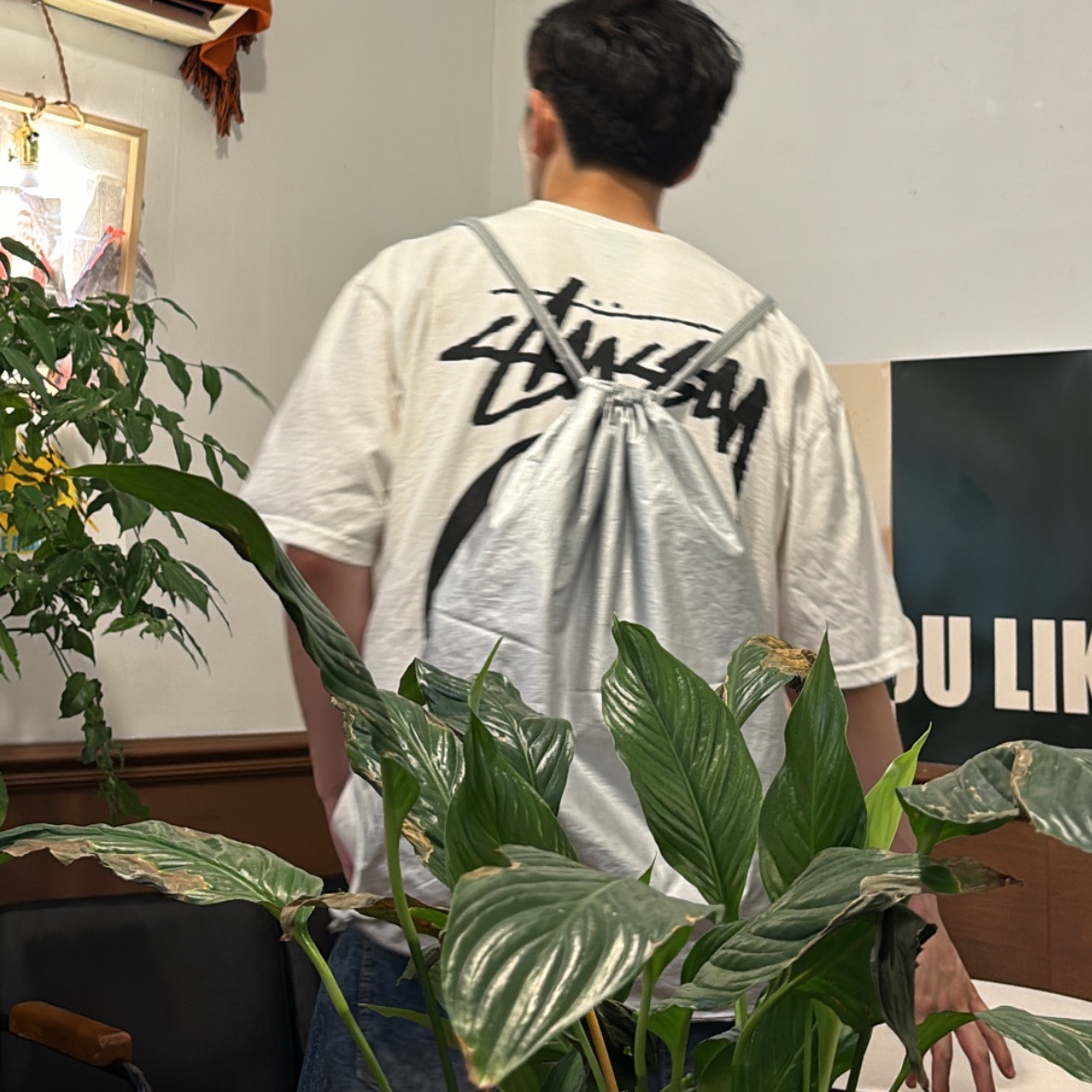 Millo Archive Glossy String Bag Silver Gray 착용 스타일