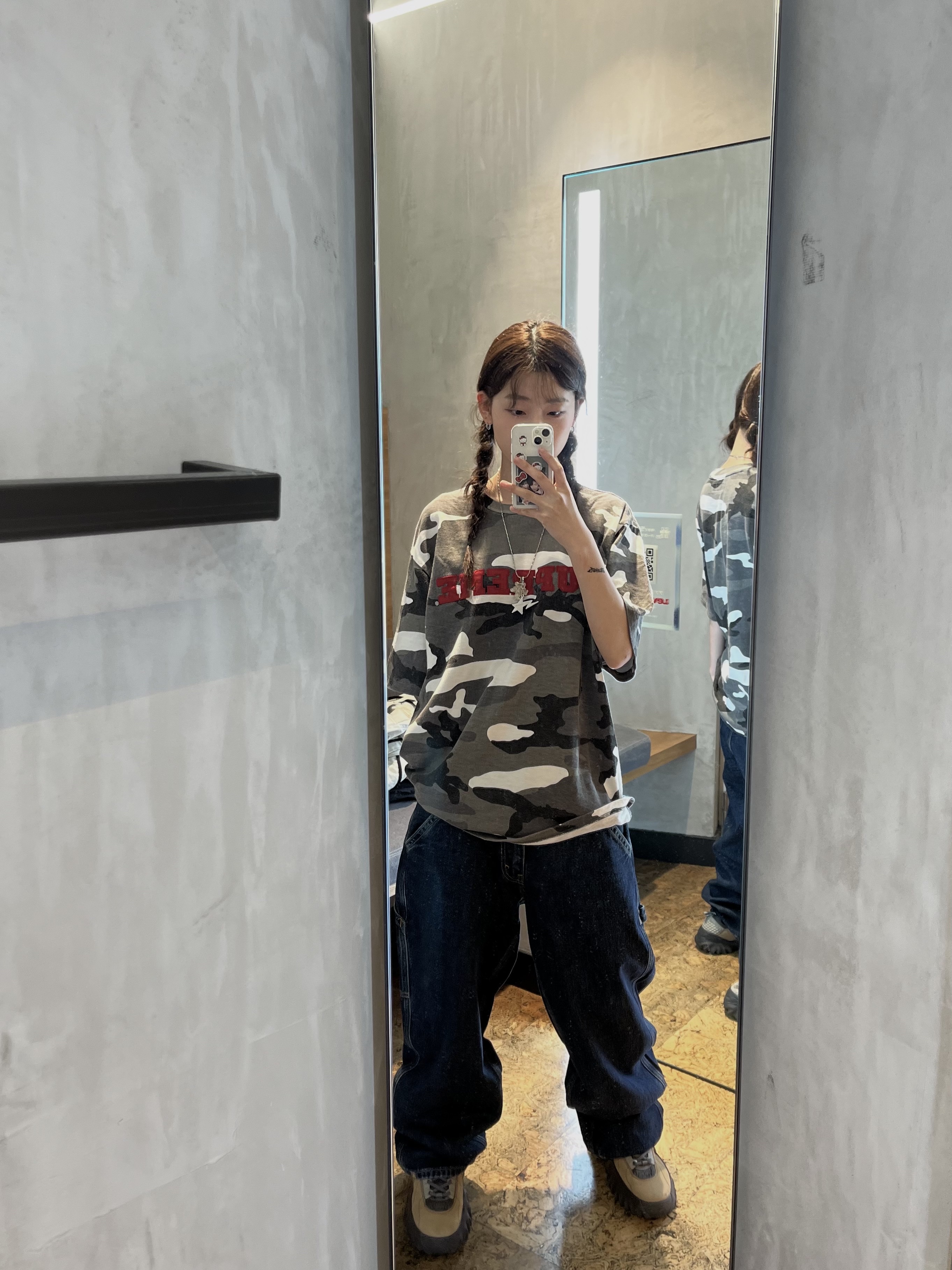 Supreme Collegiate S/S Top Snow Camo - 23FW, Oakley Factory Team x Brain Dead Chop Saw Mocha 착용 스타일 - 1