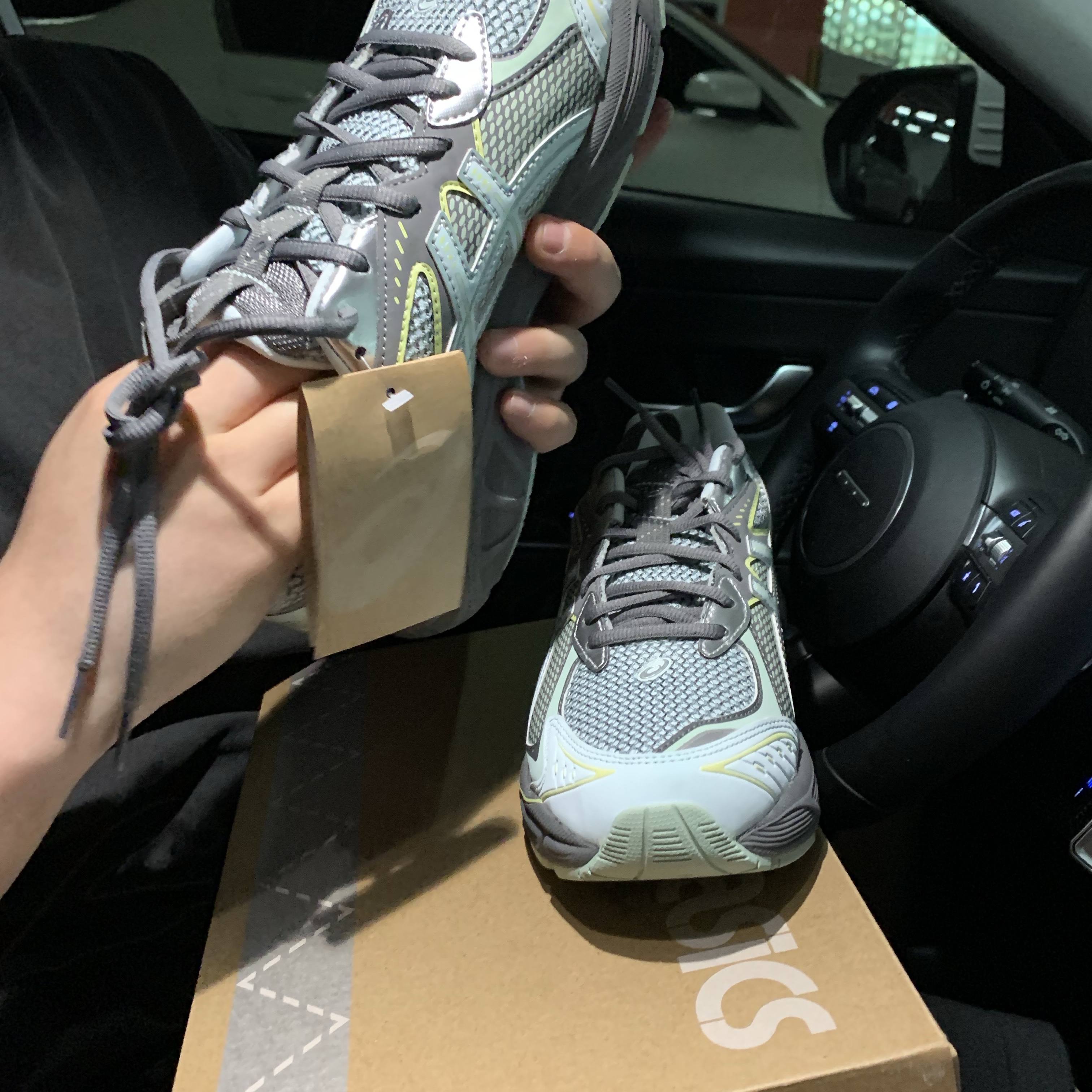 Asics UB6-S GT-2160 Arctic Blue Carbon 착용 스타일 - 3