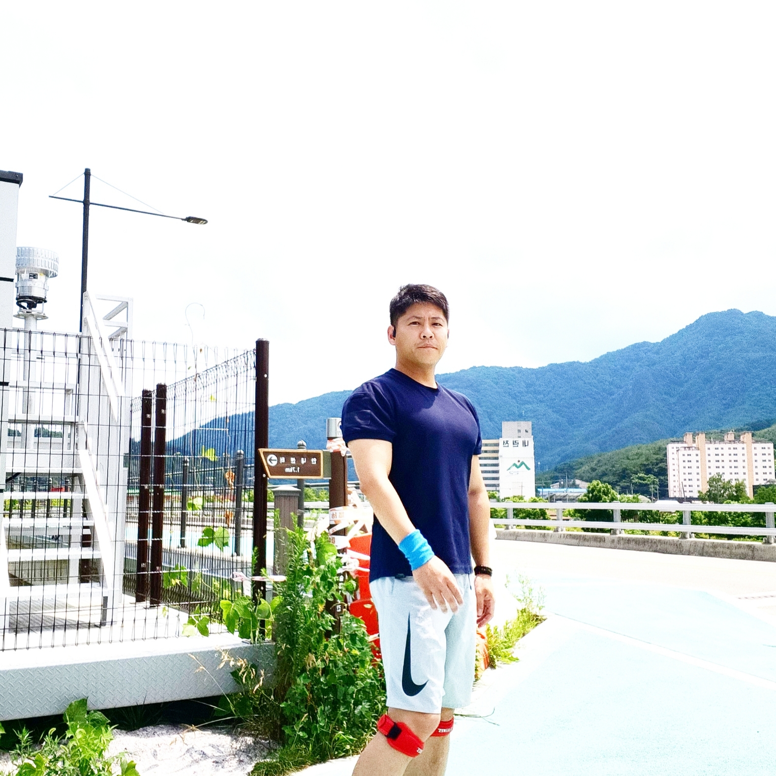 Nike Dri-Fit Challenger 9 Inch Unlined Running Shorts Light Smoke Grey - Asia, Nike Air Zoom Alphafly Next% 3 Volt 착용 스타일 - 1