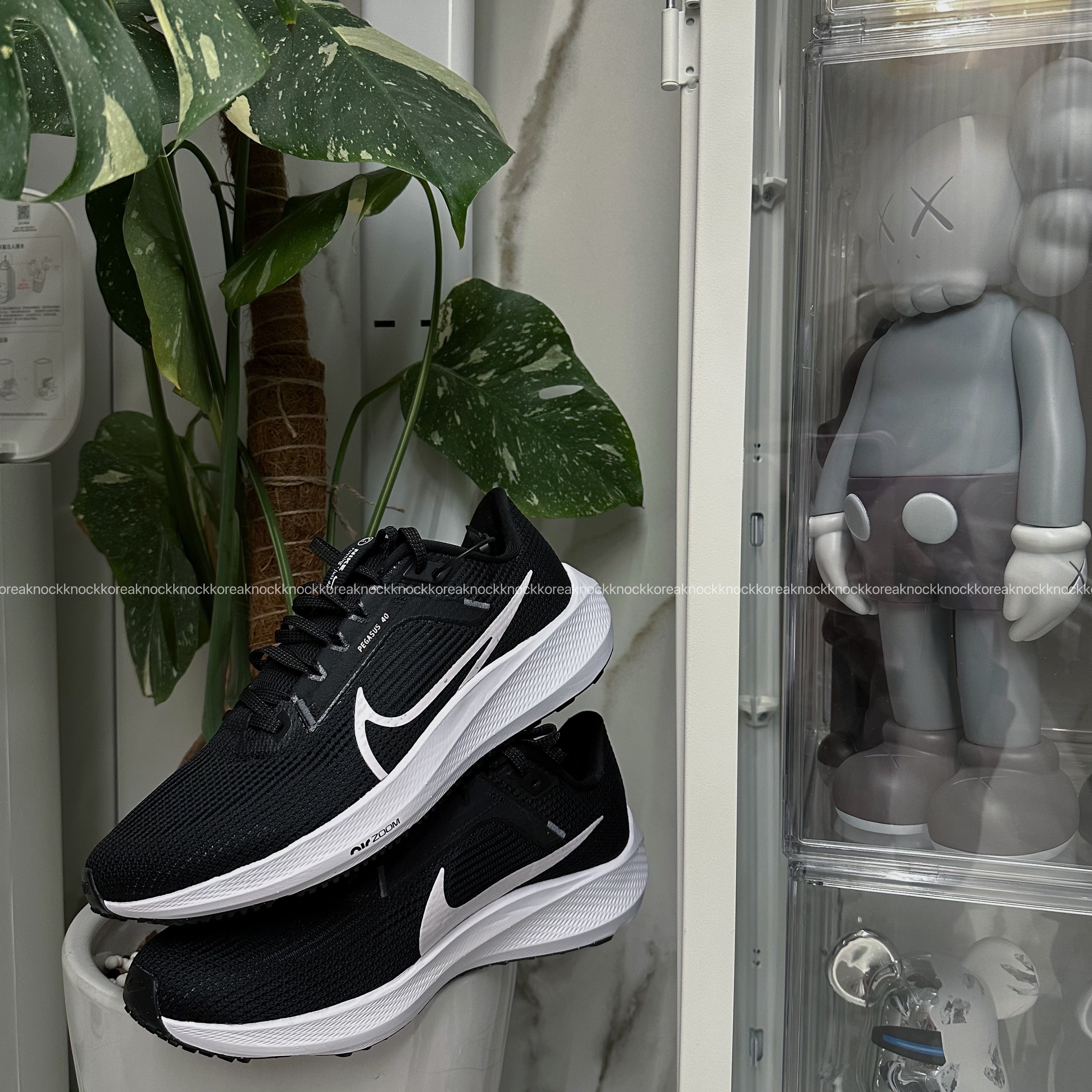 (W) Nike Air Zoom Pegasus 40 Black 착용 스타일