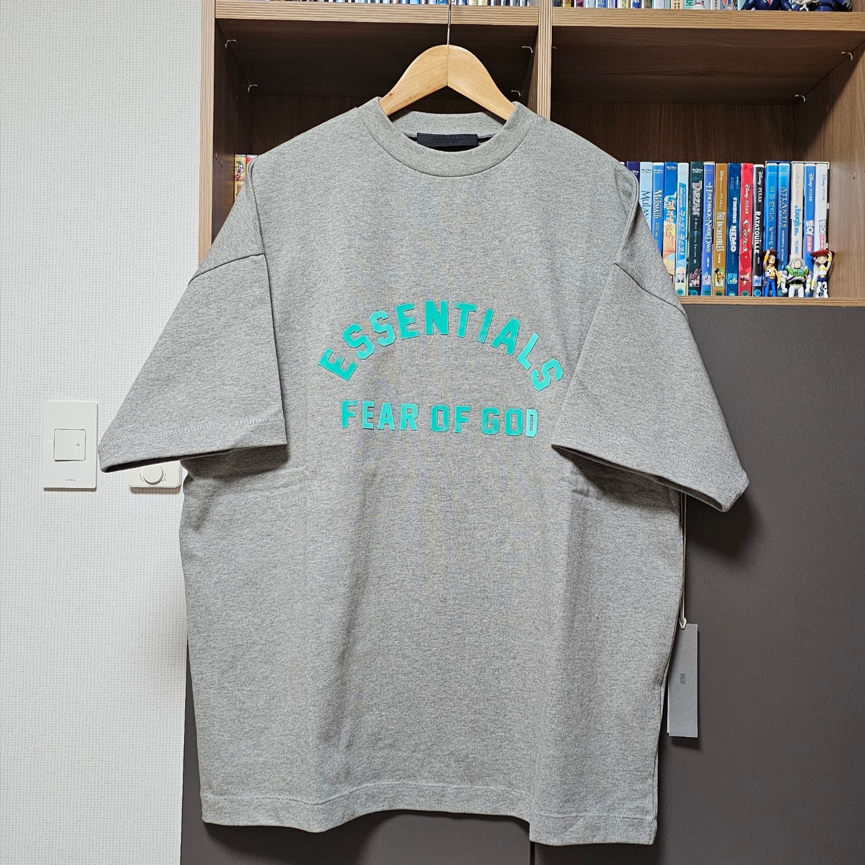 Essentials Heavy Jersey Crewneck T-Shirt Dark Heather Oatmeal - 24SS 착용 스타일