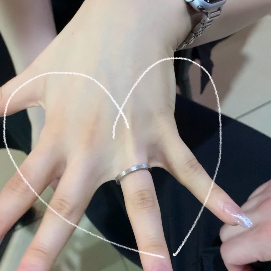 Maison Margiela Numerical Slim Silver Ring Silver 착용 스타일 - 4
