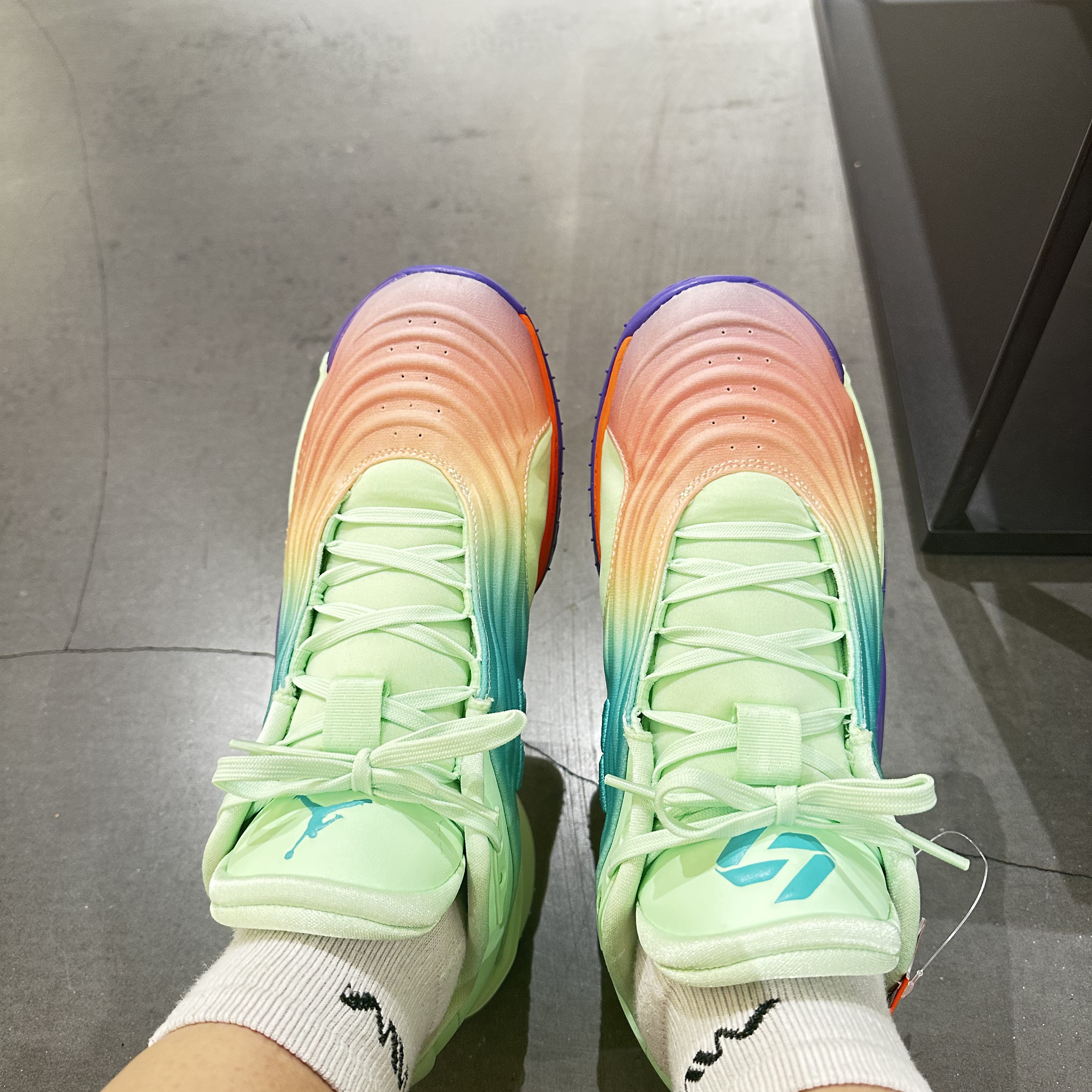 Jordan Luka 3 PF Vapor Green Hyper Jade 착용 스타일 - 1