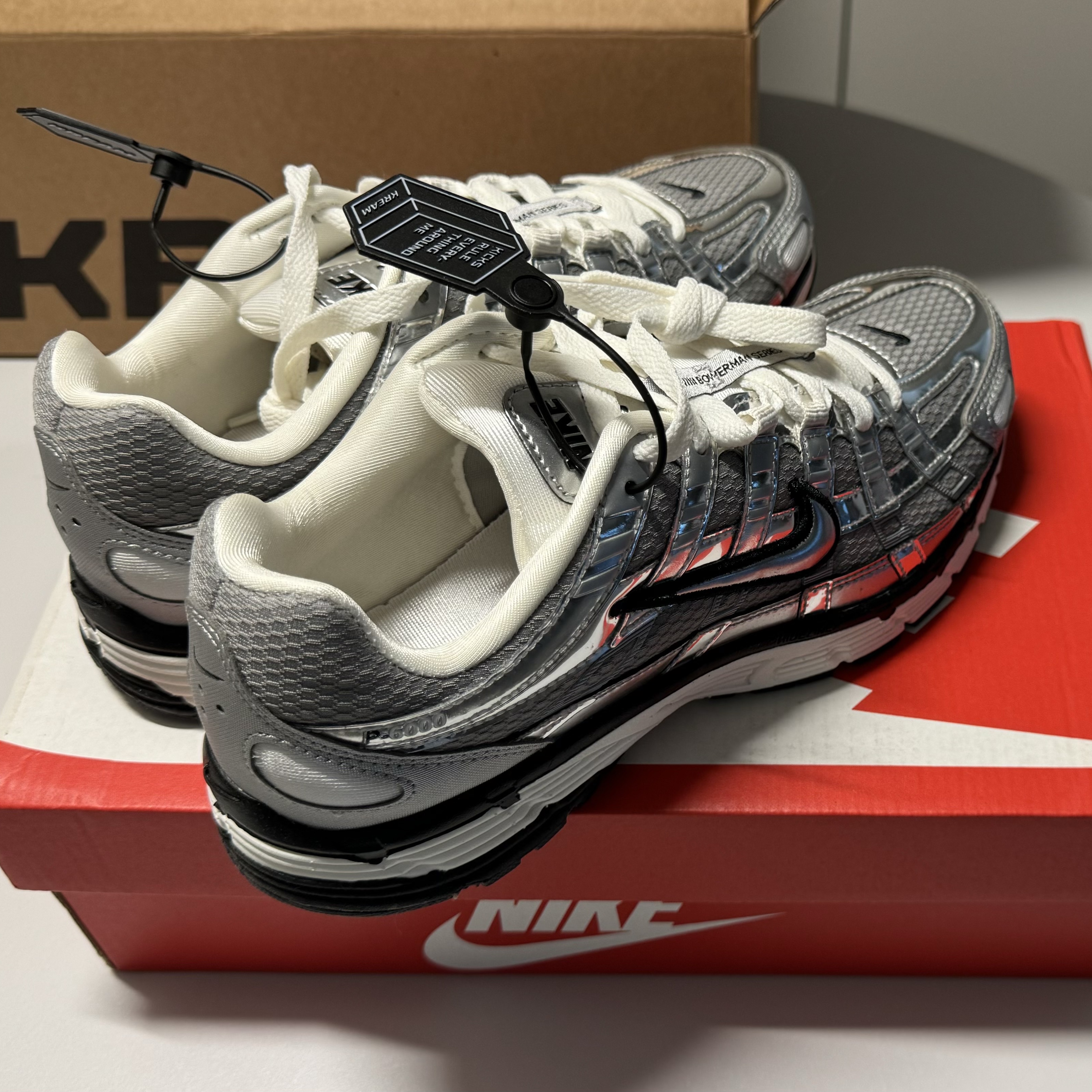 Nike P-6000 Metallic Silver 착용 스타일 - 7