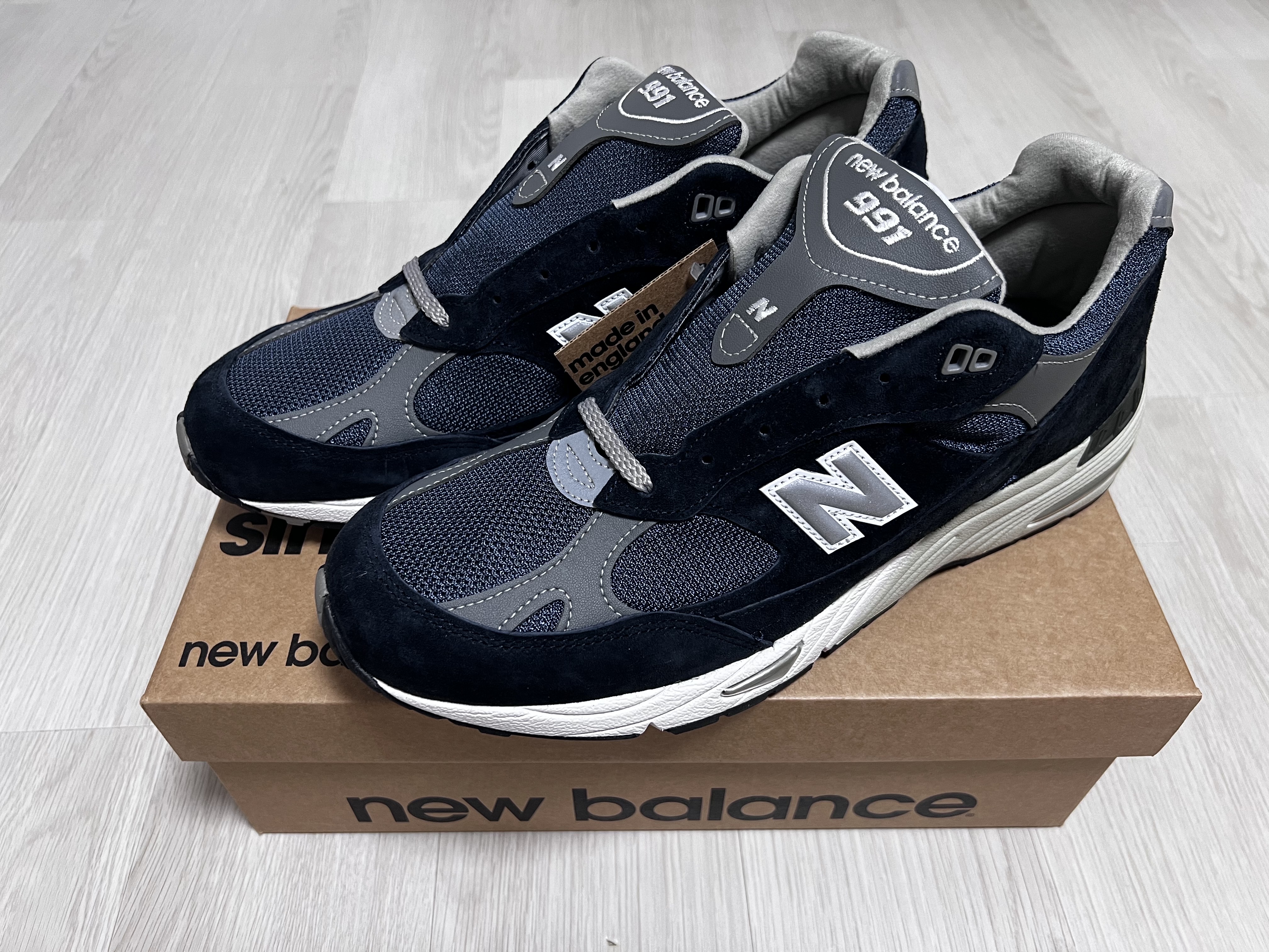 New Balance 991 Made in UK Navy 착용 스타일