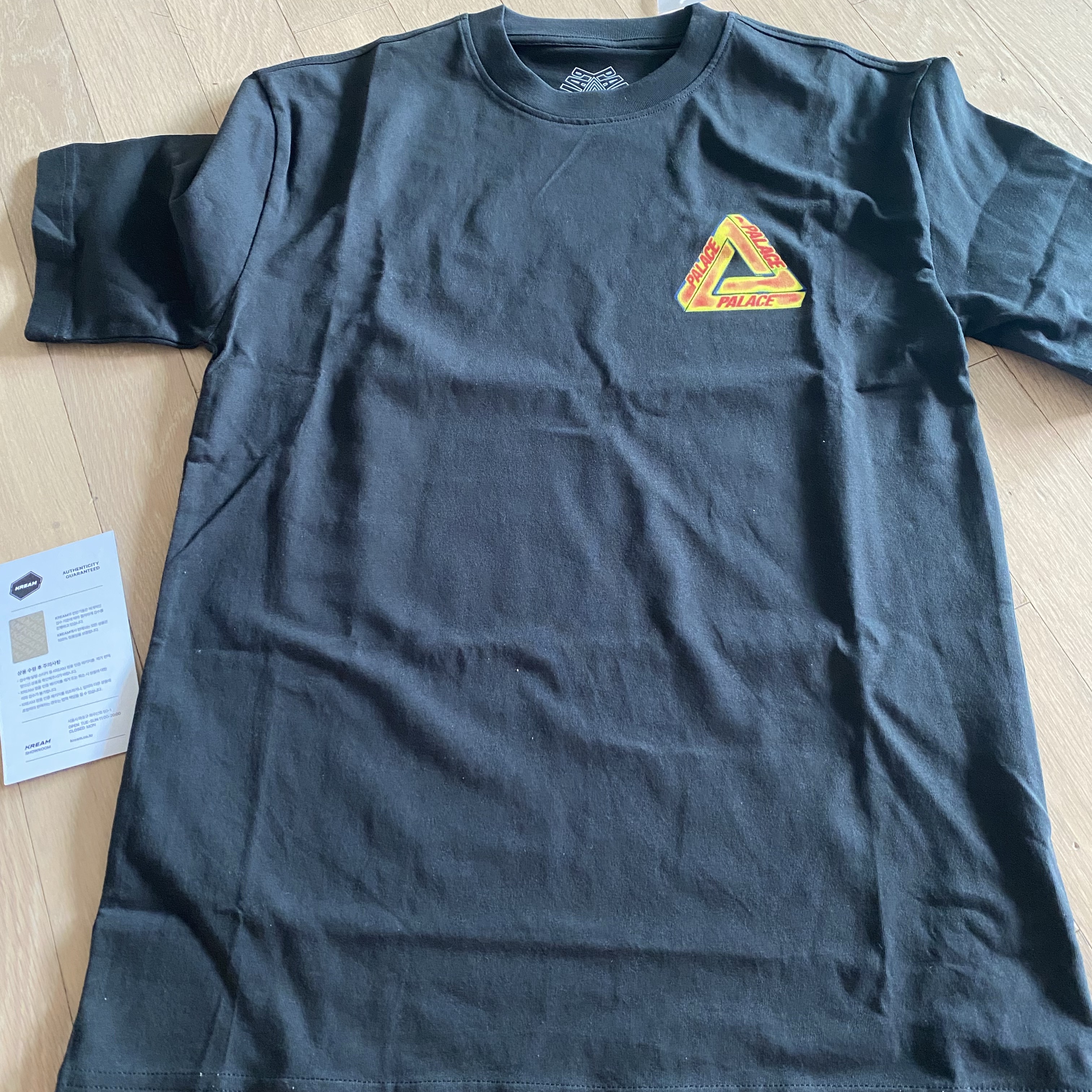Palace Heat Sensi T-Shirt Black - 24SS 착용 스타일 - 2