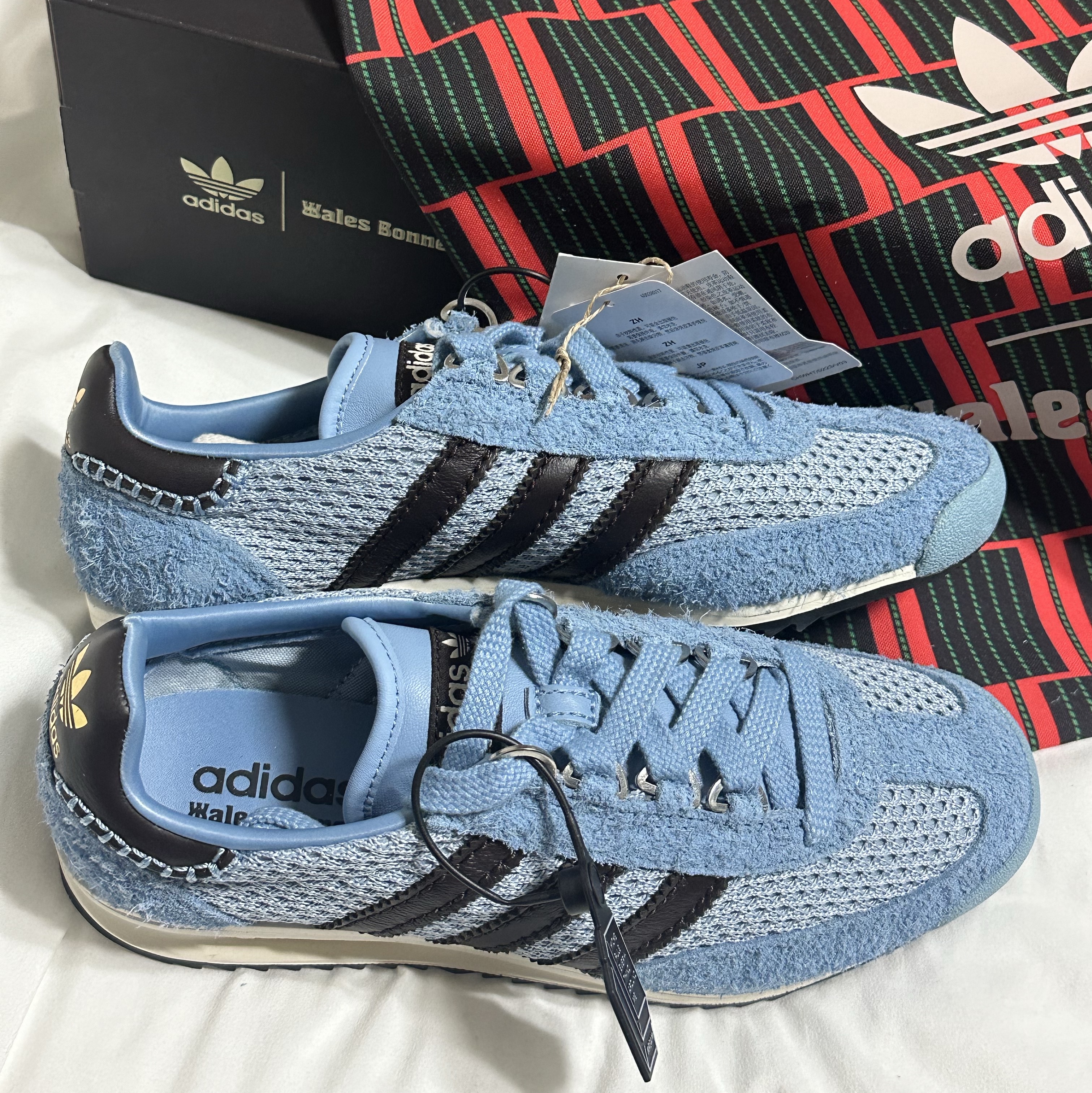 Adidas x Wales Bonner SL 76 Ash Blue Core Black 착용 스타일 - 2