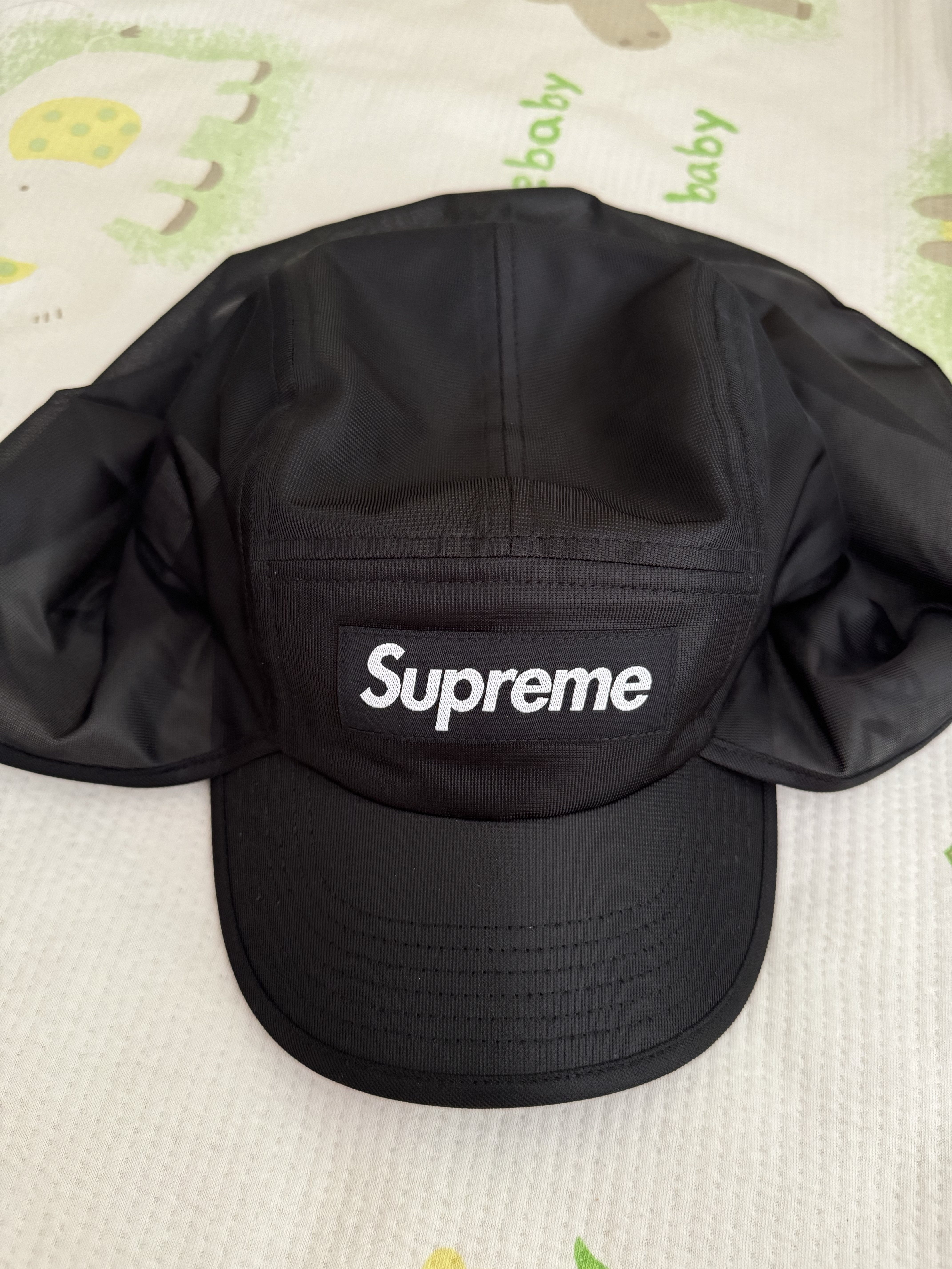Supreme Mesh Sunshield Camp Cap Black - 24SS 착용 스타일