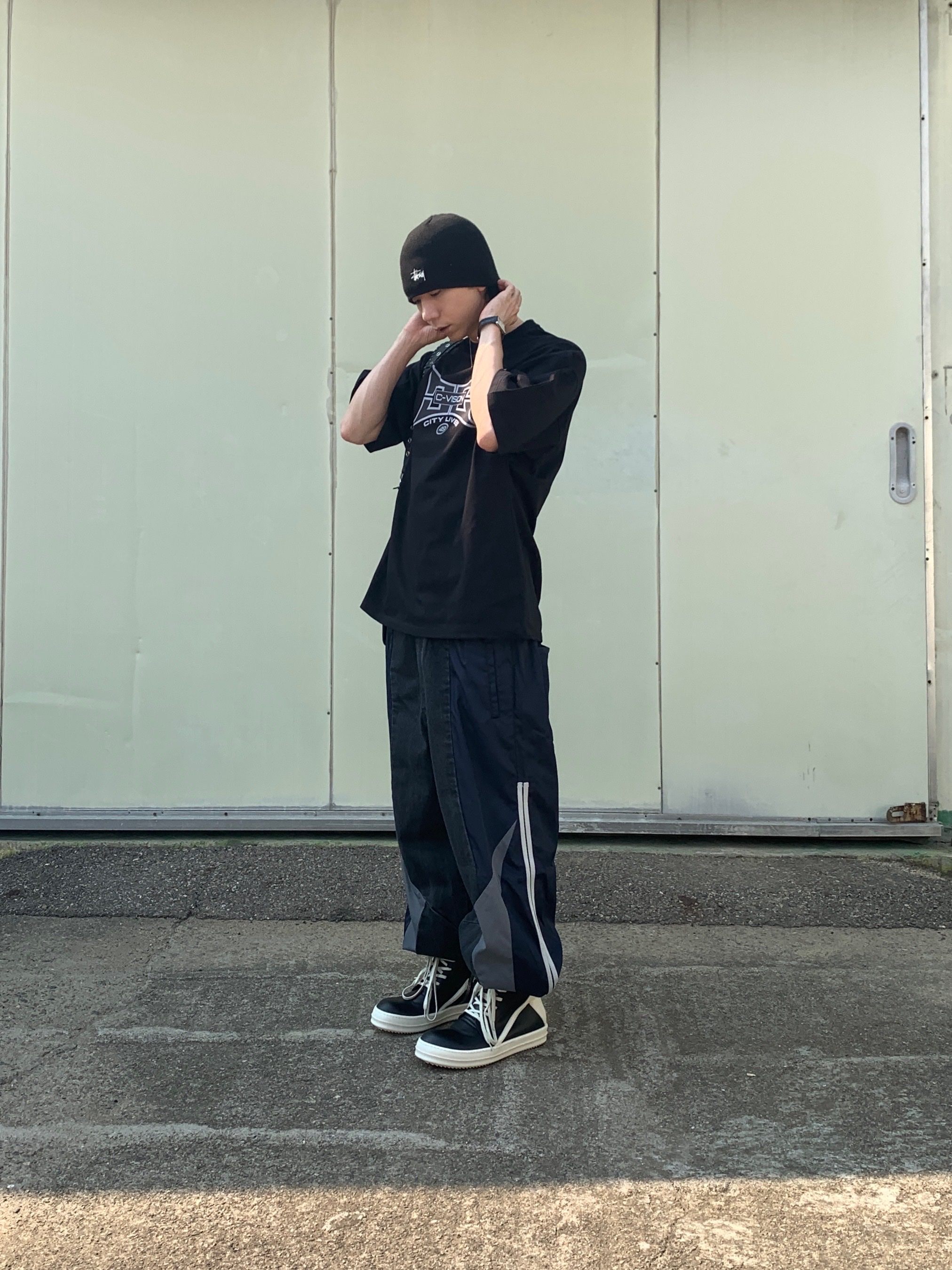 Stussy Basic Skullcap Beanie Black, Rick Owens Geobasket Full Grain Calf Leather Strobe Sneakers Black Milk White 착용 스타일 - 3