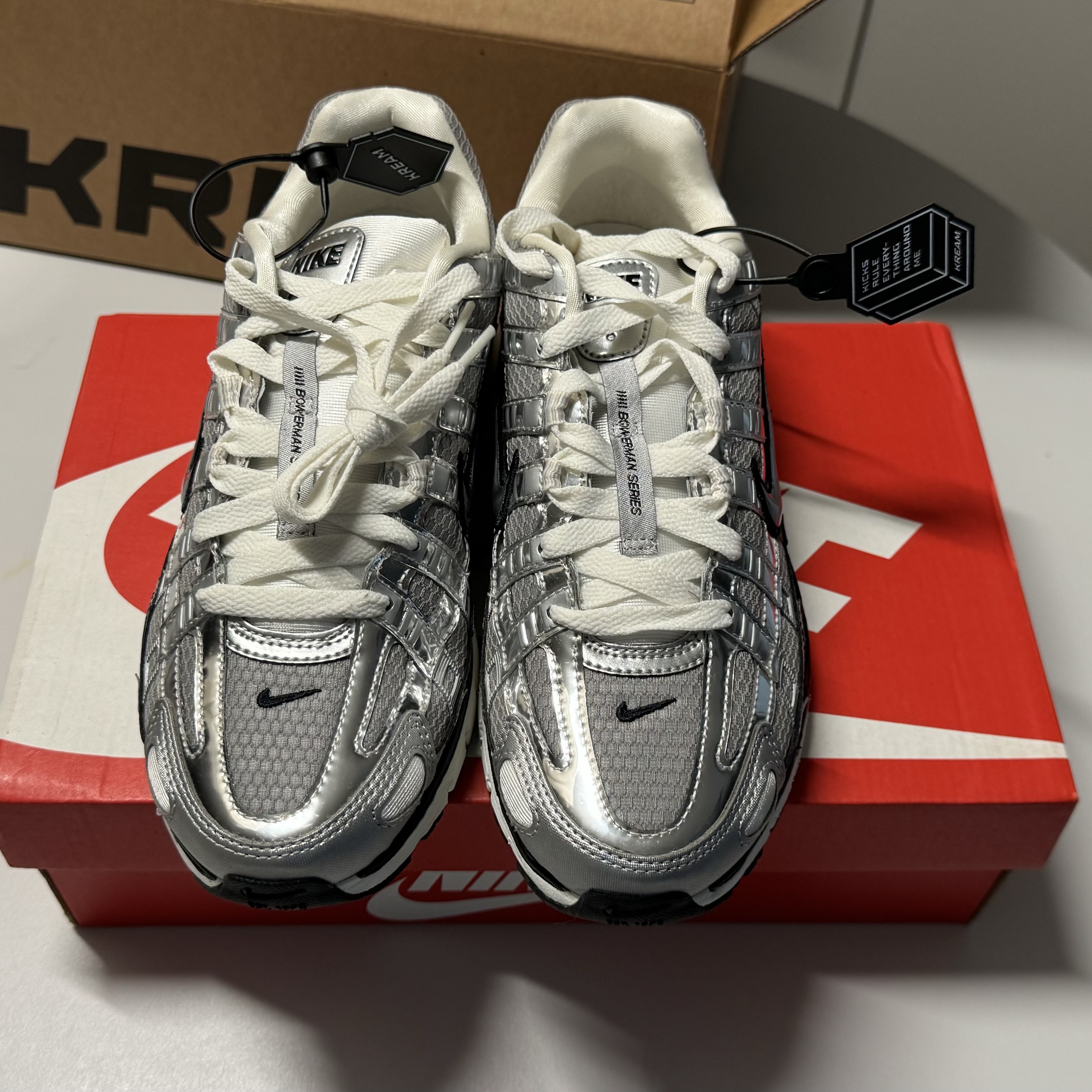 Nike P-6000 Metallic Silver 착용 스타일 - 4