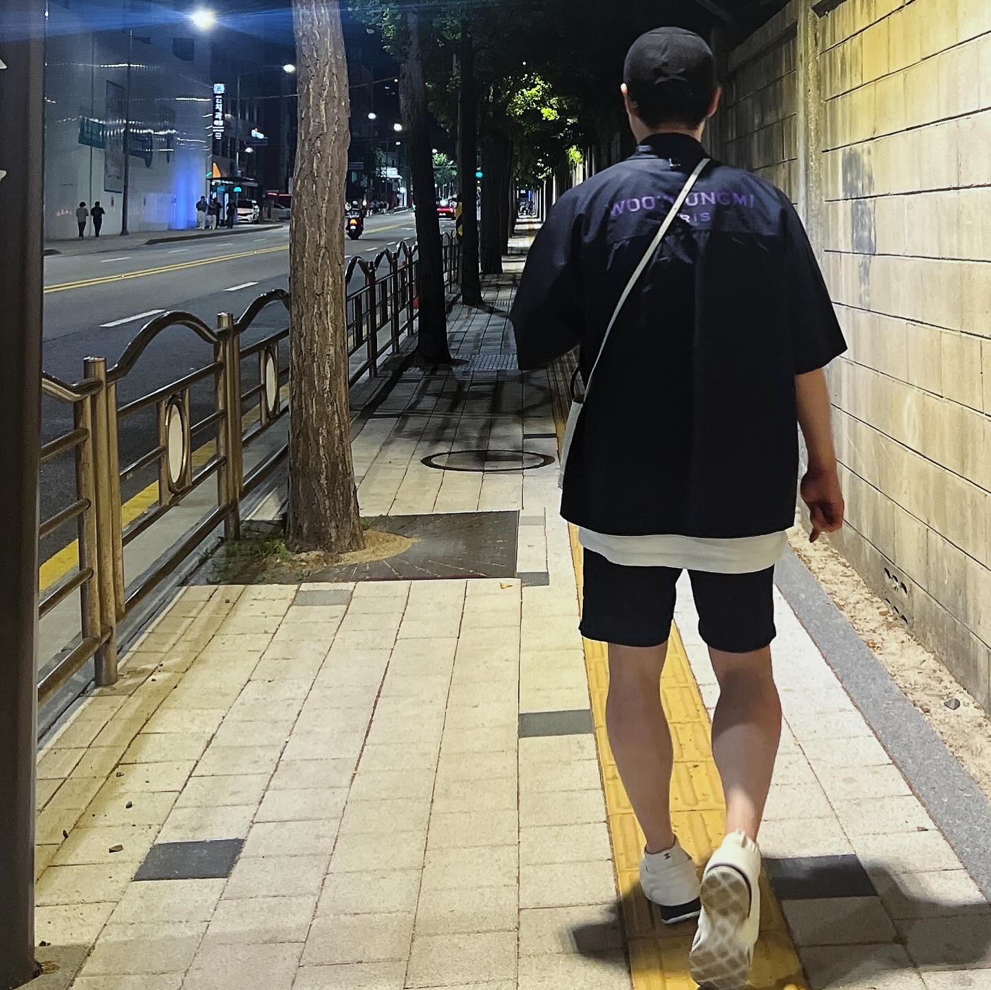 Wooyoungmi Cotton Back Logo Short Sleeve Shirt Navy - 23SS, Balenciaga Logo Cap Black 착용 스타일