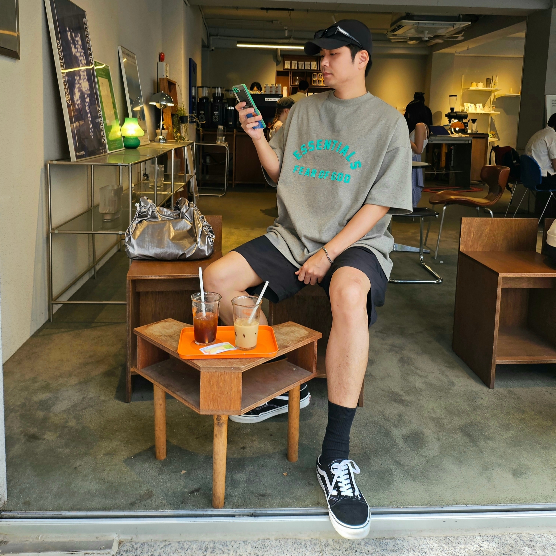 Essentials Heavy Jersey Crewneck T-Shirt Dark Heather Oatmeal - 24SS 착용 스타일