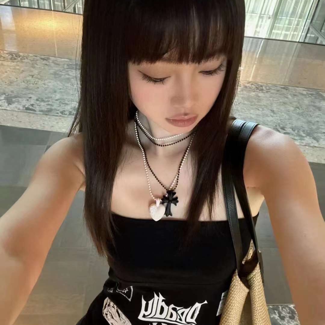 Chrome Hearts Silichrome CH Cross Pendant Black 2022/2023/2025 착용 스타일