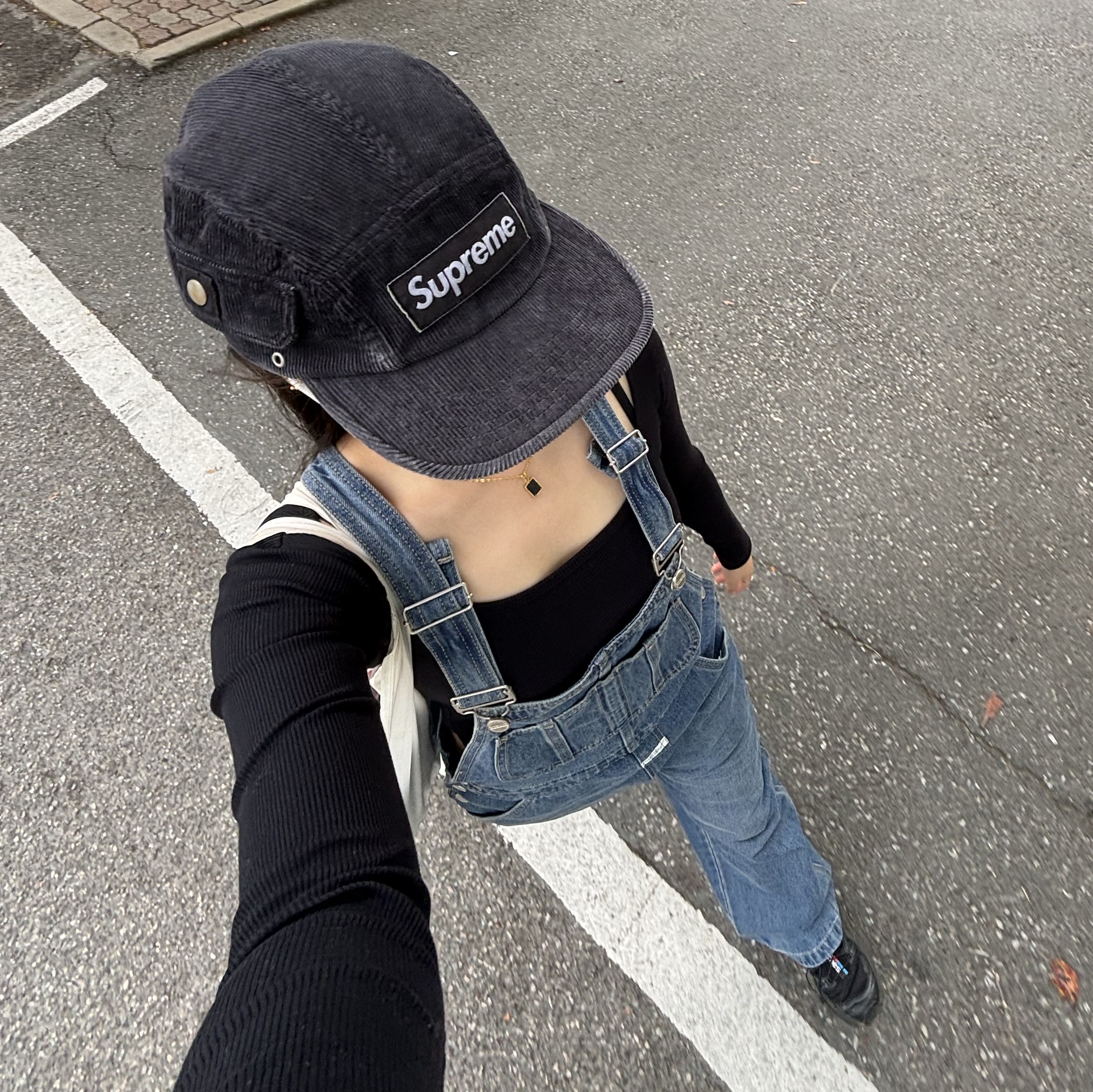 Supreme Corduroy Pocket Camp Cap Black - 24SS 착용 스타일