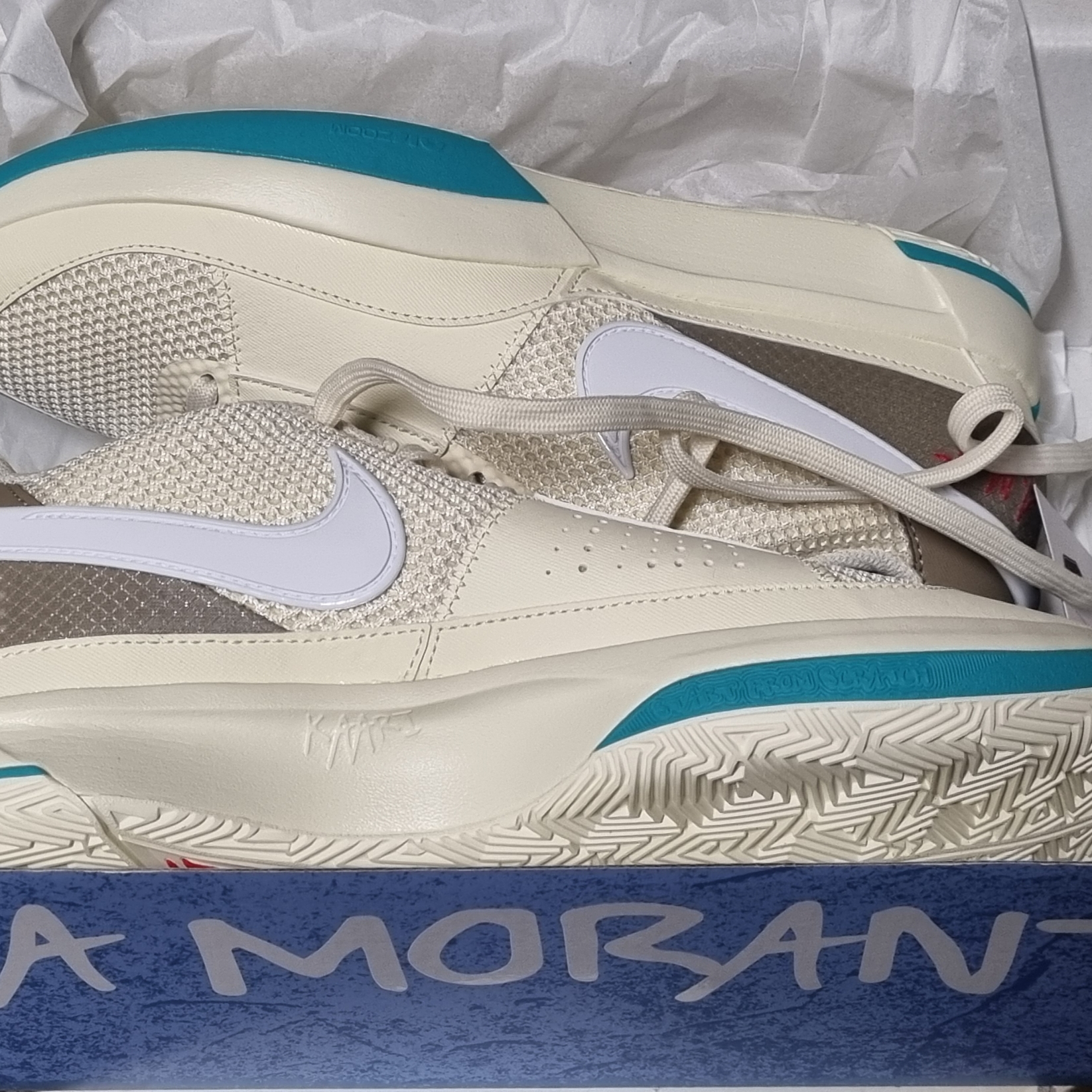 Nike Ja 1 EP Coconut Milk Khaki 착용 스타일 - 1
