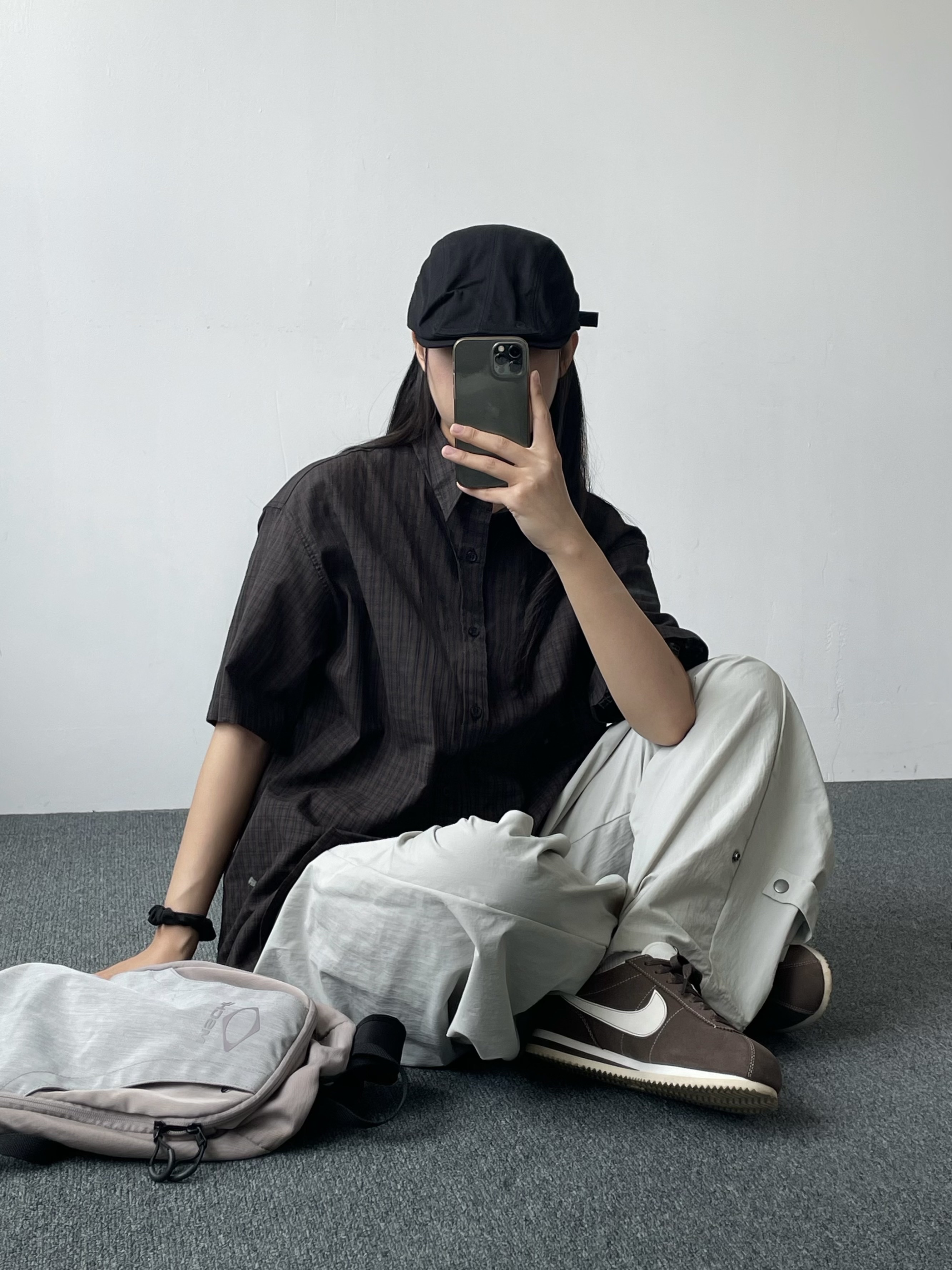 Nike Cortez SE Hangul Day Baroque Brown Sail, Mischief Rhombus Backpack Pink Grey 착용 스타일 - 1