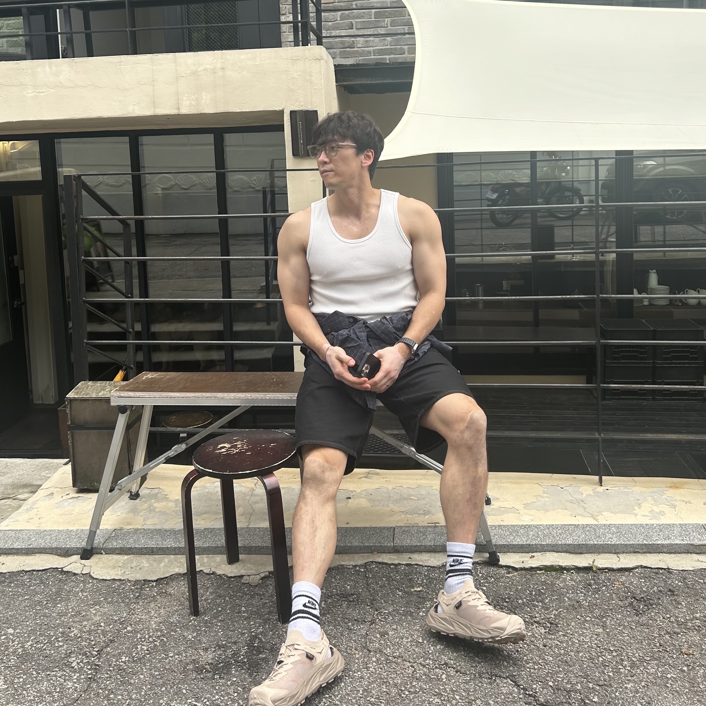 Hoka Hopara 2 Shifting Sand, Gentle Monster x Maison Margiela MM117 Brown Translucent Clear 착용 스타일