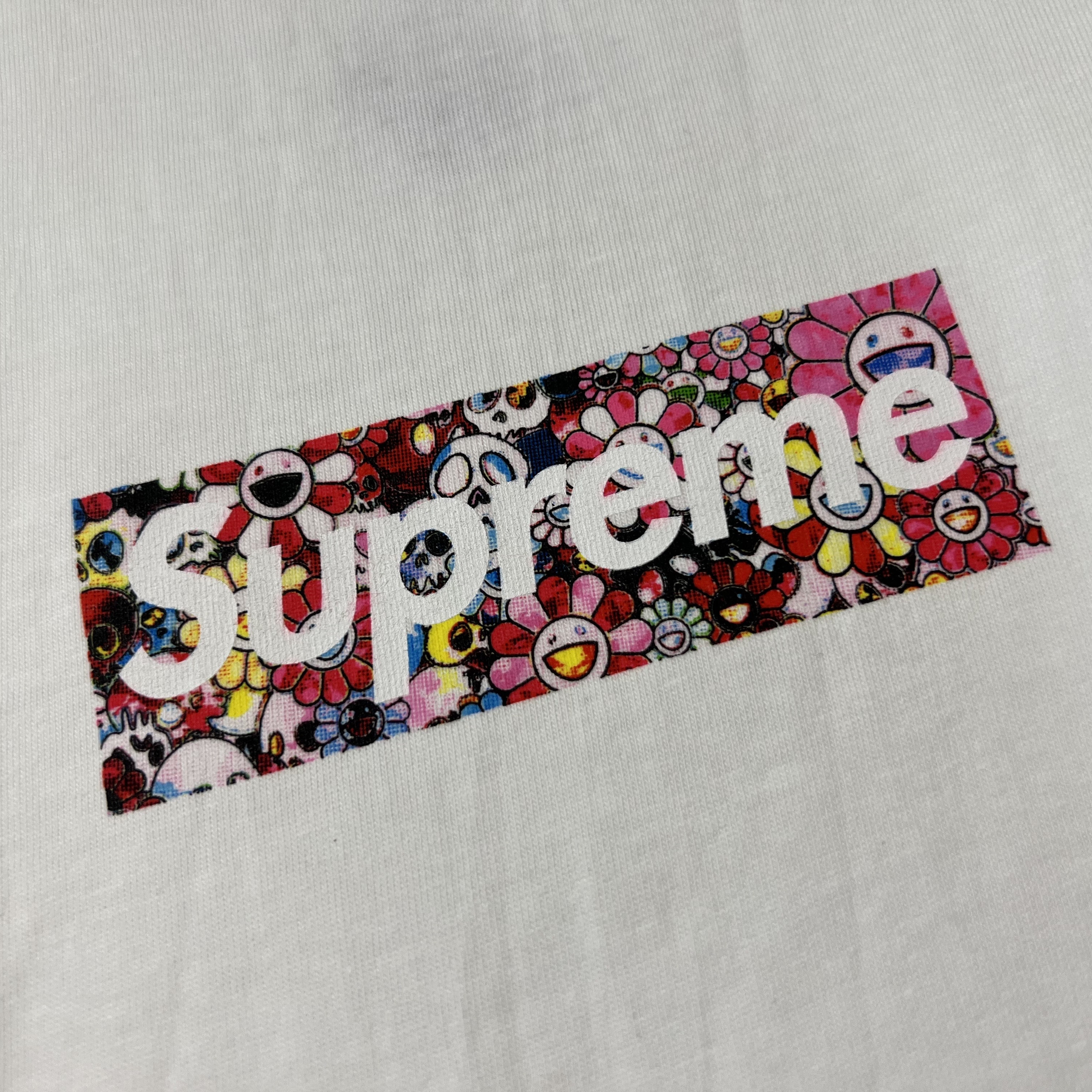 Supreme x Murakami Takashi COVID-19 Relief Box Logo T-Shirt White - 20SS 착용 스타일 - 1