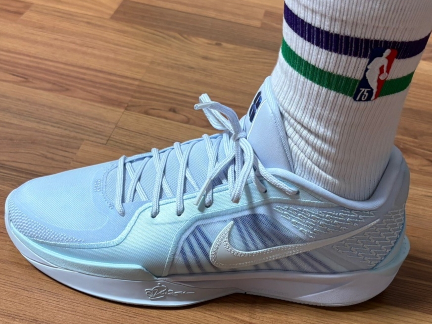 Nike Sabrina 2 EP Conductor 착용 스타일 - 3