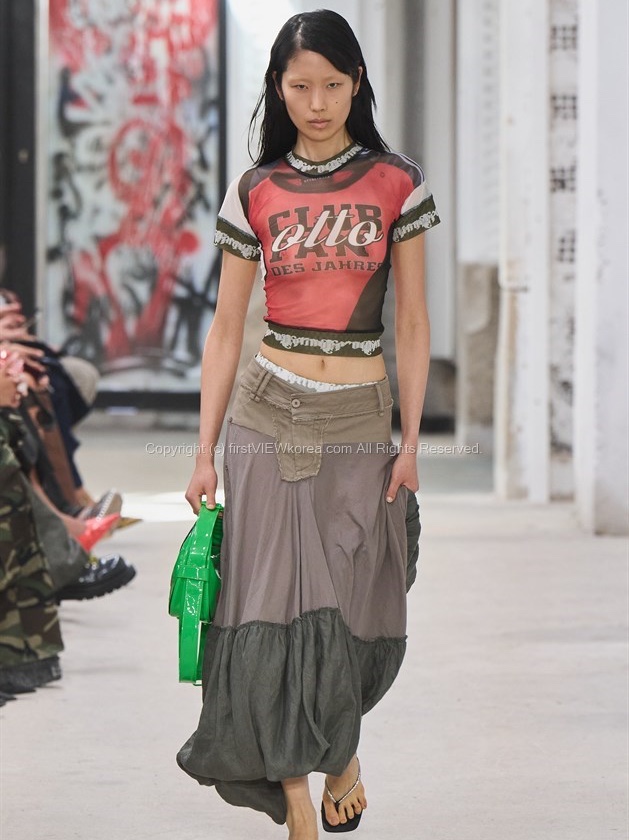 Ottolinger Women Mesh T-Shirt Soccer Print 착용 스타일