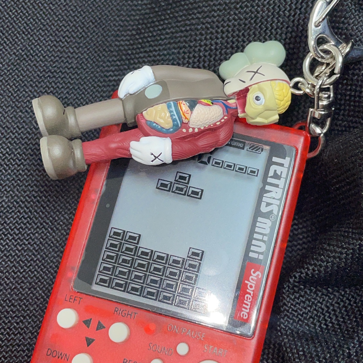 Kaws Tokyo First Companion Flayed Keychain Brown, Supreme x Tetris Mini Red - 24SS (Korean Ver.) 착용 스타일