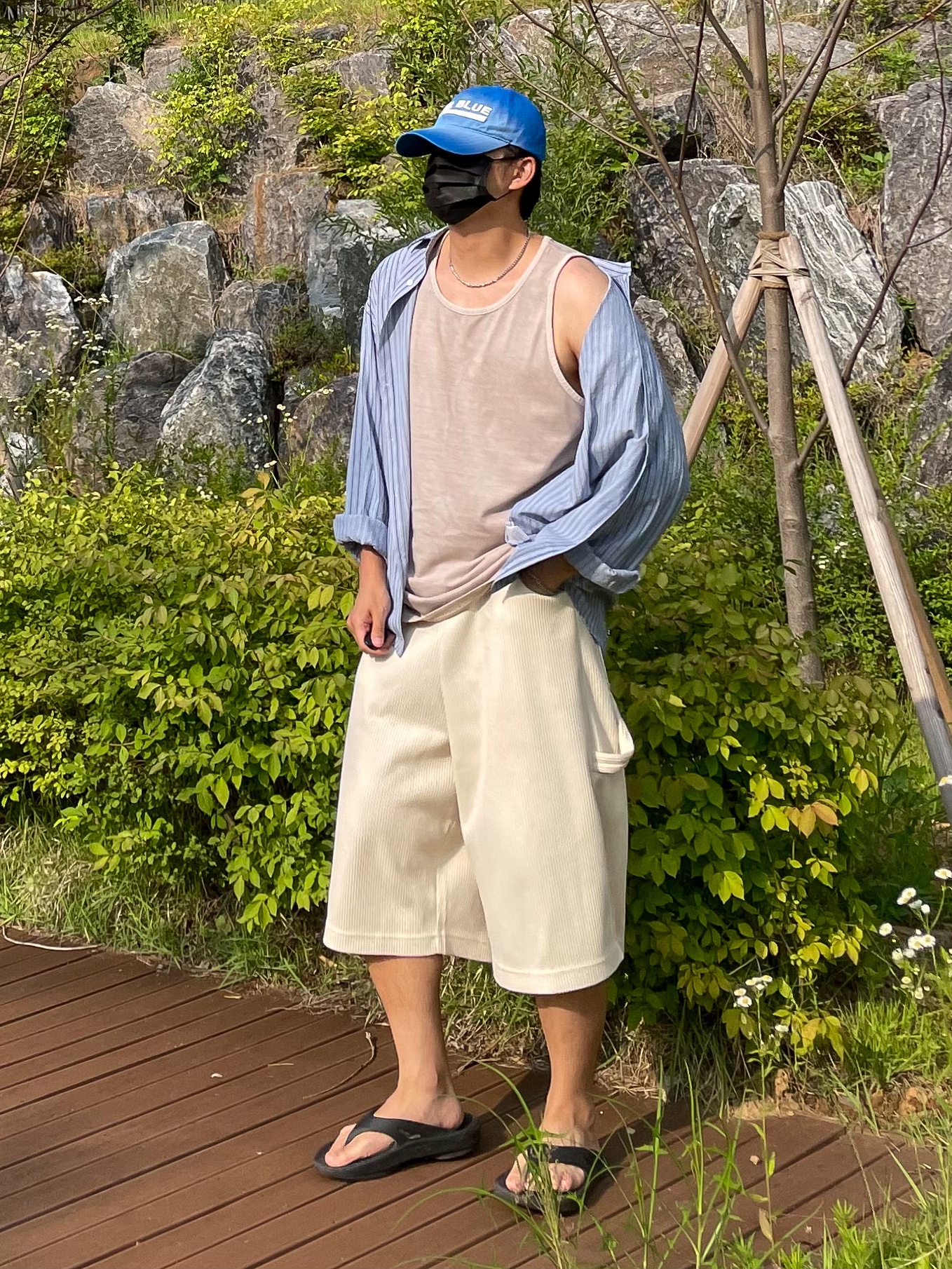 Oofos OOriginal Black 착용 스타일