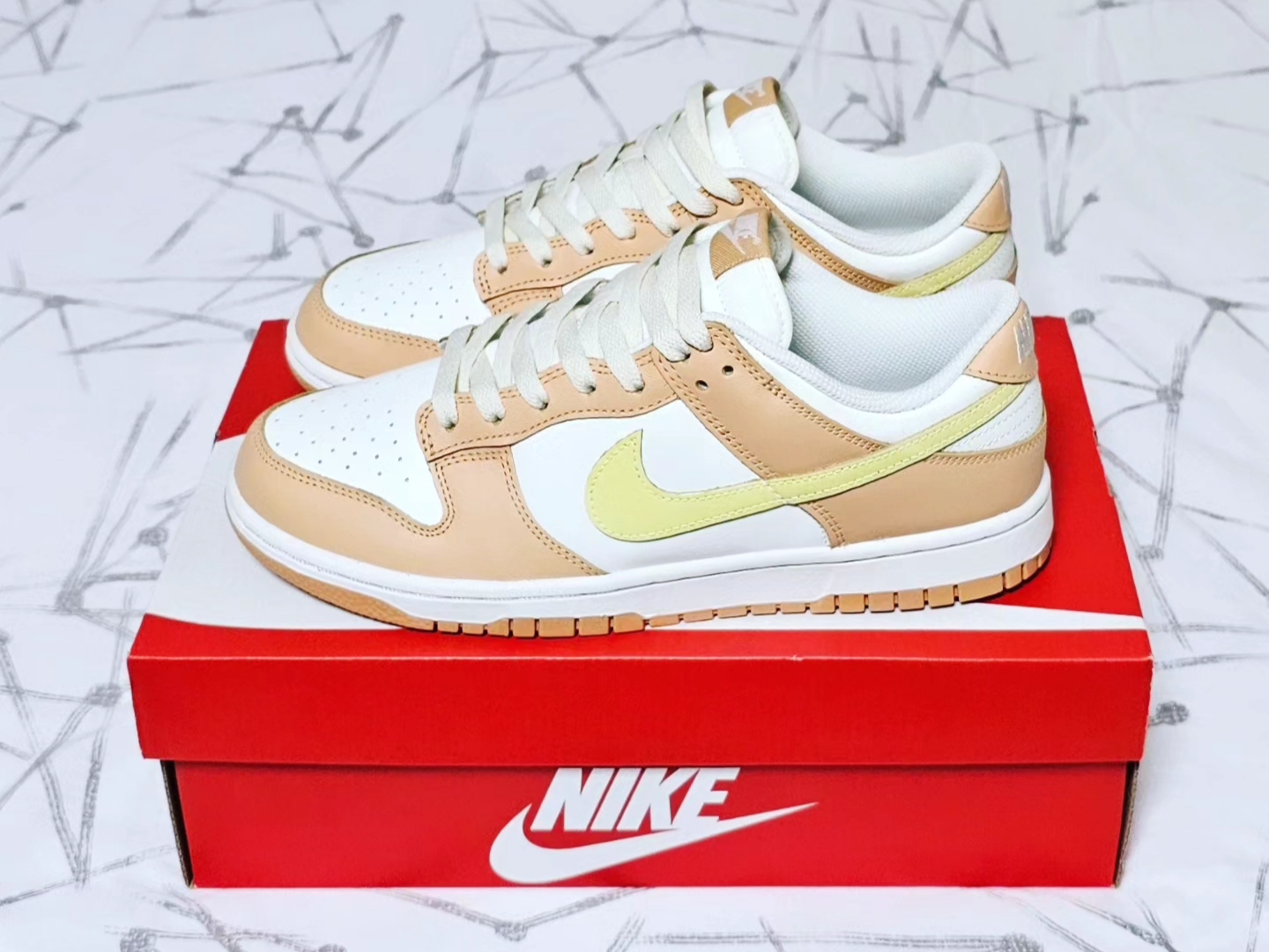 (W) Nike Dunk Low Harvest Moon 착용 스타일 - 2