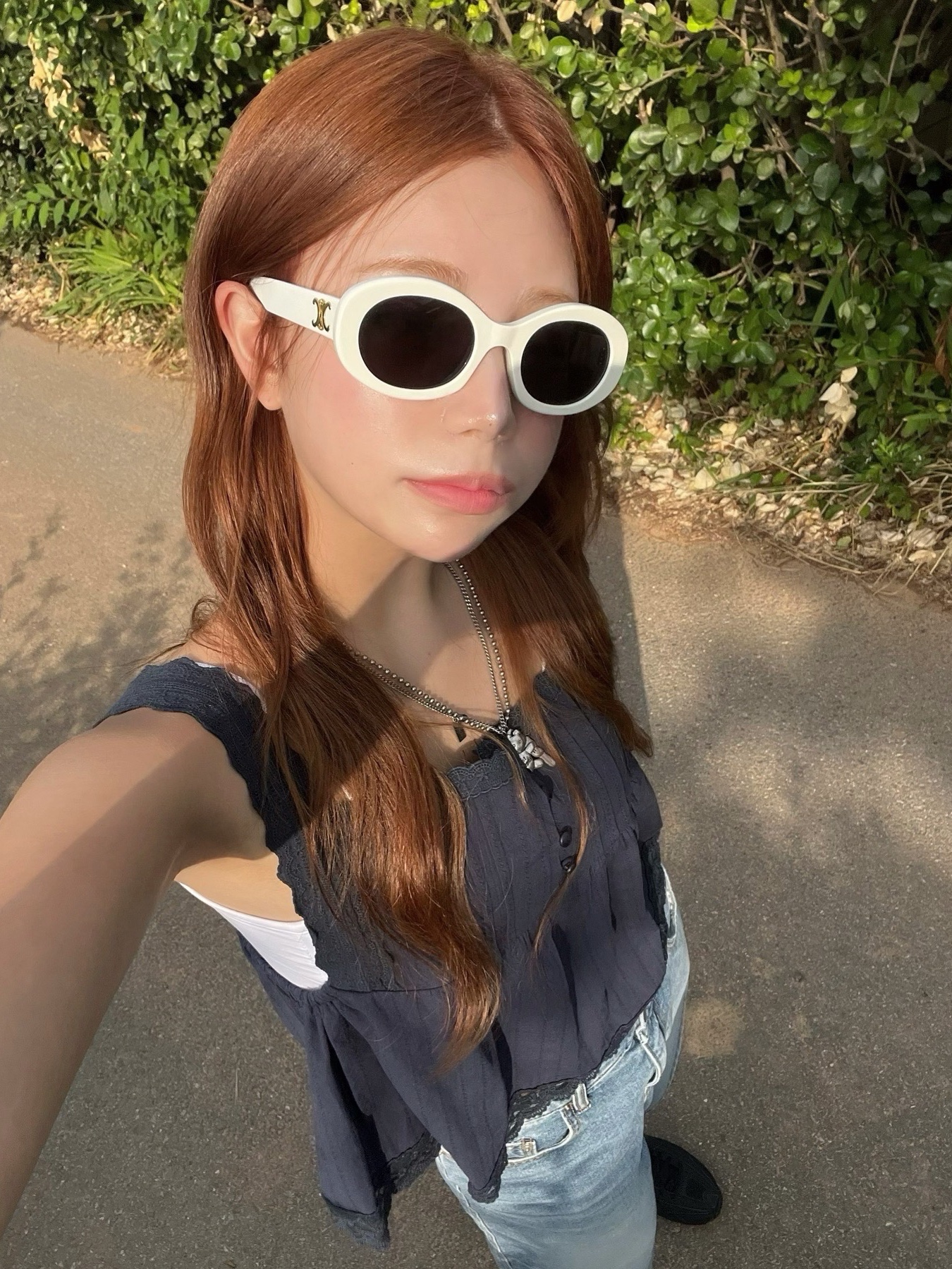 (W) Celine Triomphe 01 Sunglasses in Acetate White, Heaven by Marc Jacobs Friendship Necklace Set Silver Ox (Set of 2) 착용 스타일