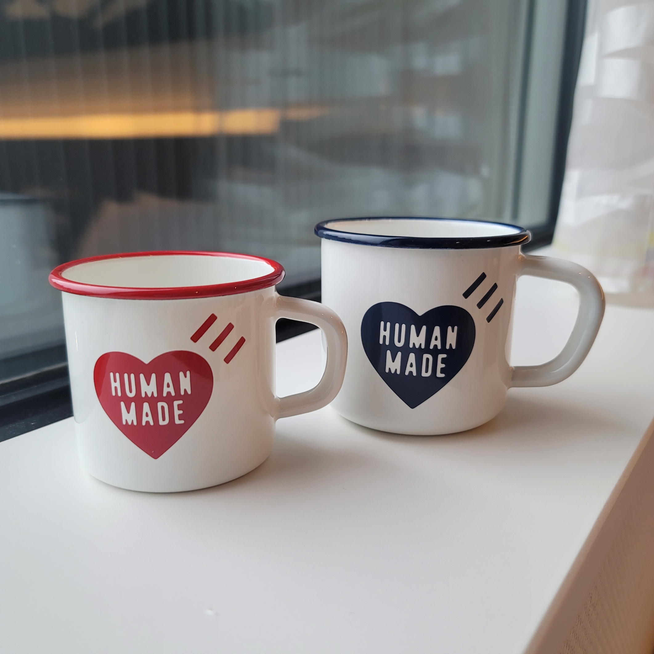 Human Made Enamel Mug 400ml Navy, Human Made Enamel Mug 270ml Red 착용 스타일