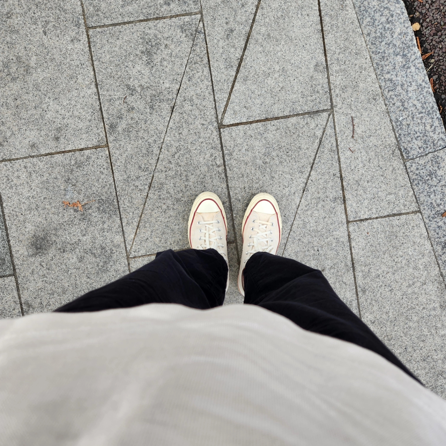Converse Chuck 70 Ox Parchment 착용 스타일 - 2
