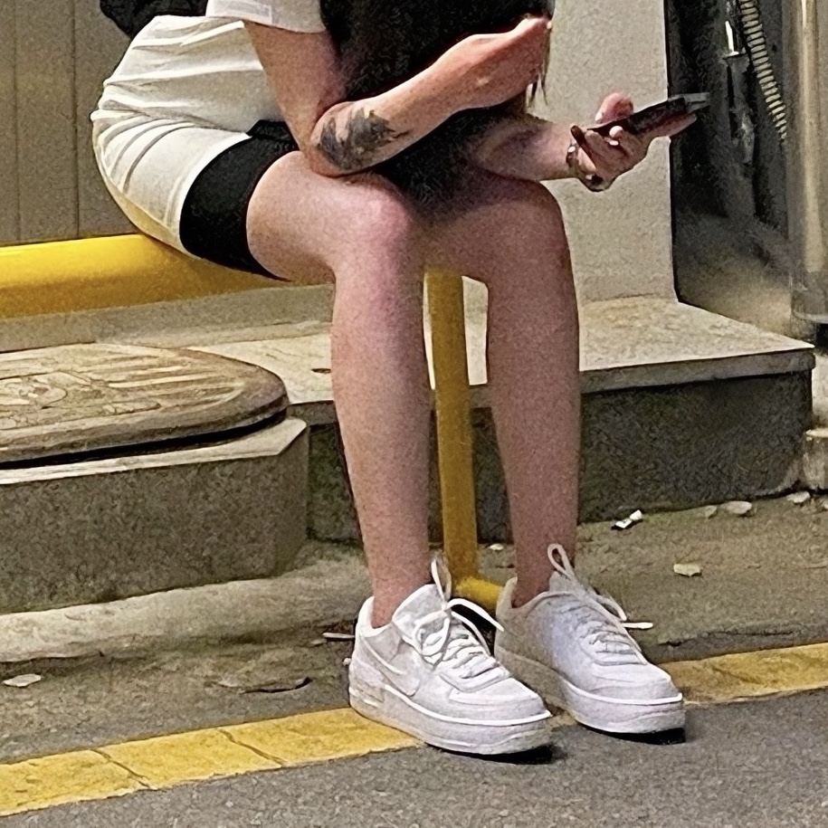 (W) Nike Air Force 1 Shadow Triple White 착용 스타일