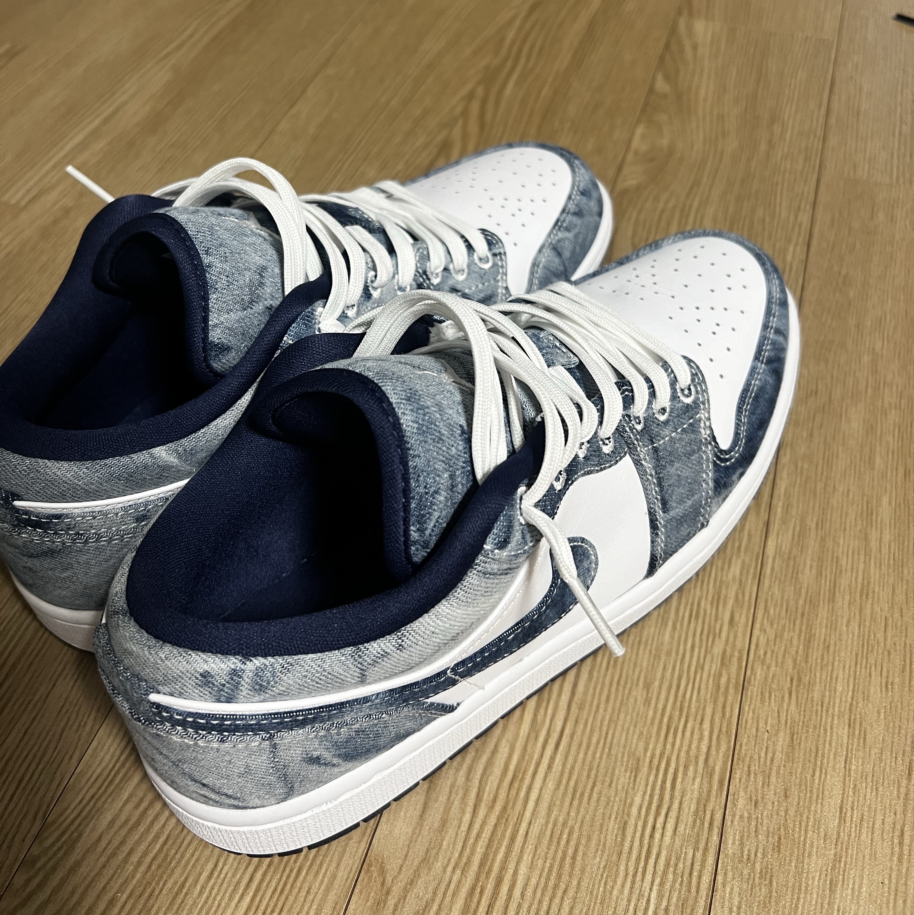 Jordan 1 Low SE Washed Denim 착용 스타일 - 2