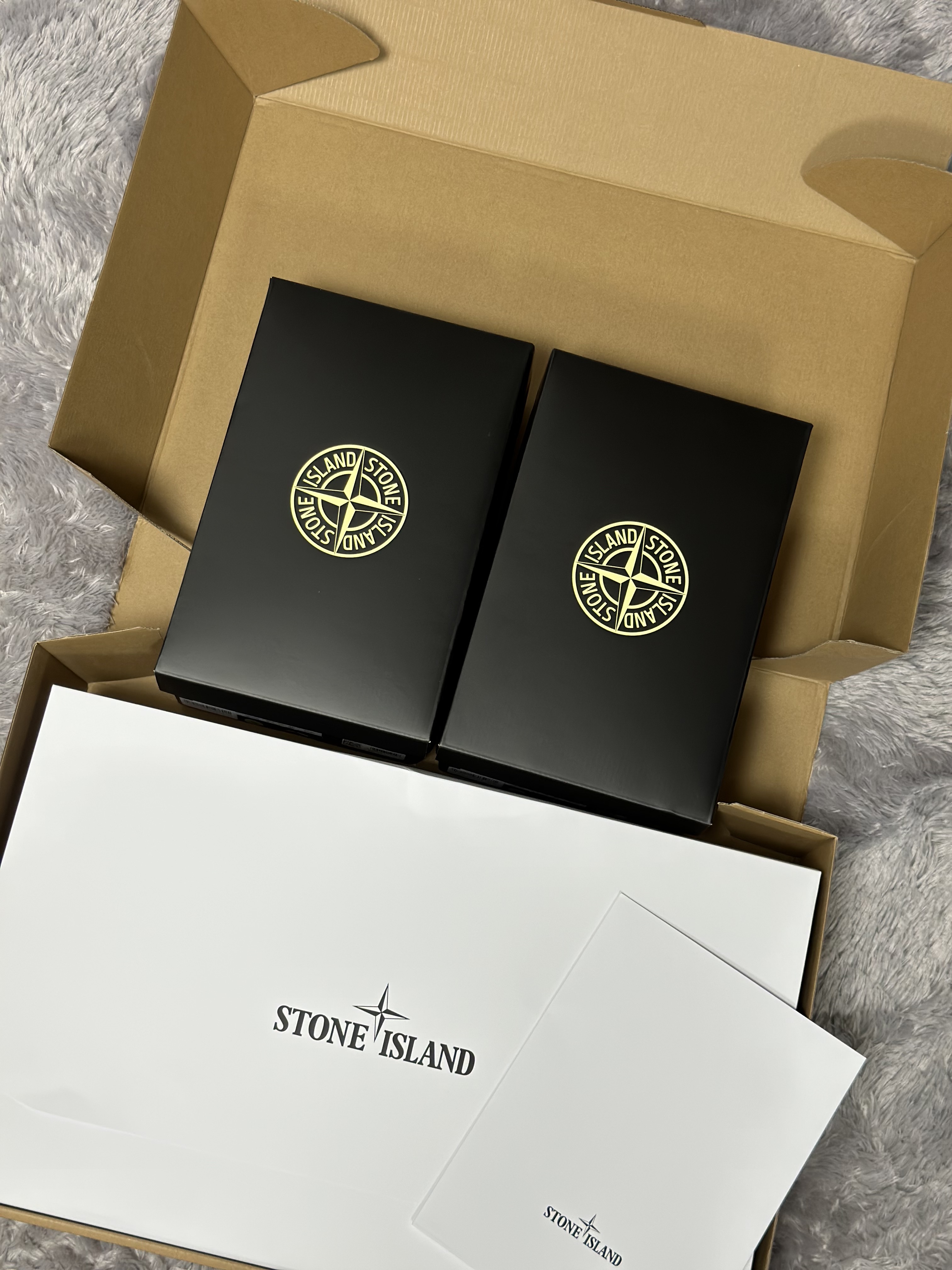 New Balance x Stone Island 574 Legacy Dark Green 착용 스타일 - 3