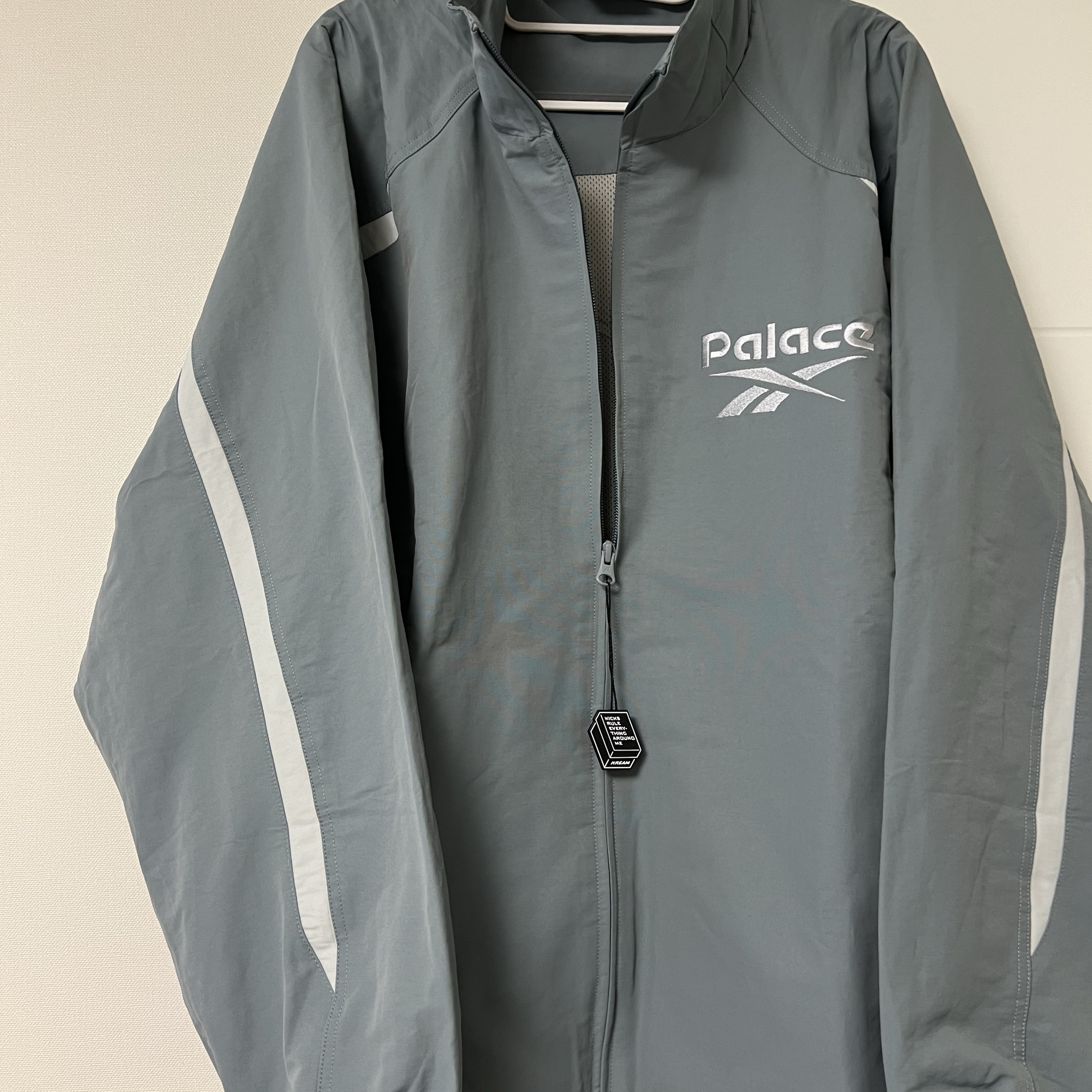 Palace x Reebok Tracksuit Grey - 24SS 착용 스타일 - 2