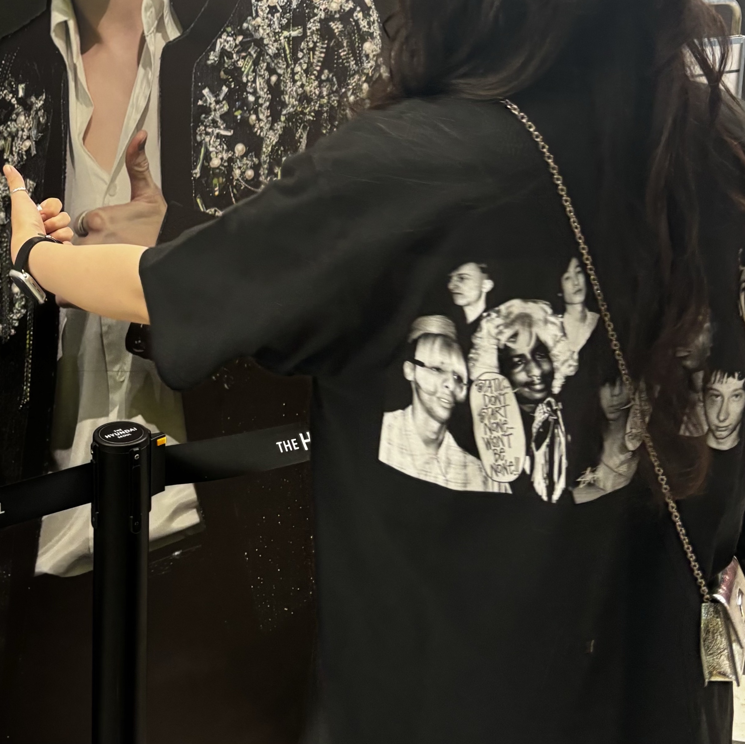 Stussy x Martine Rose Collage Pigment Dyed T-Shirt Black 착용 스타일 - 2