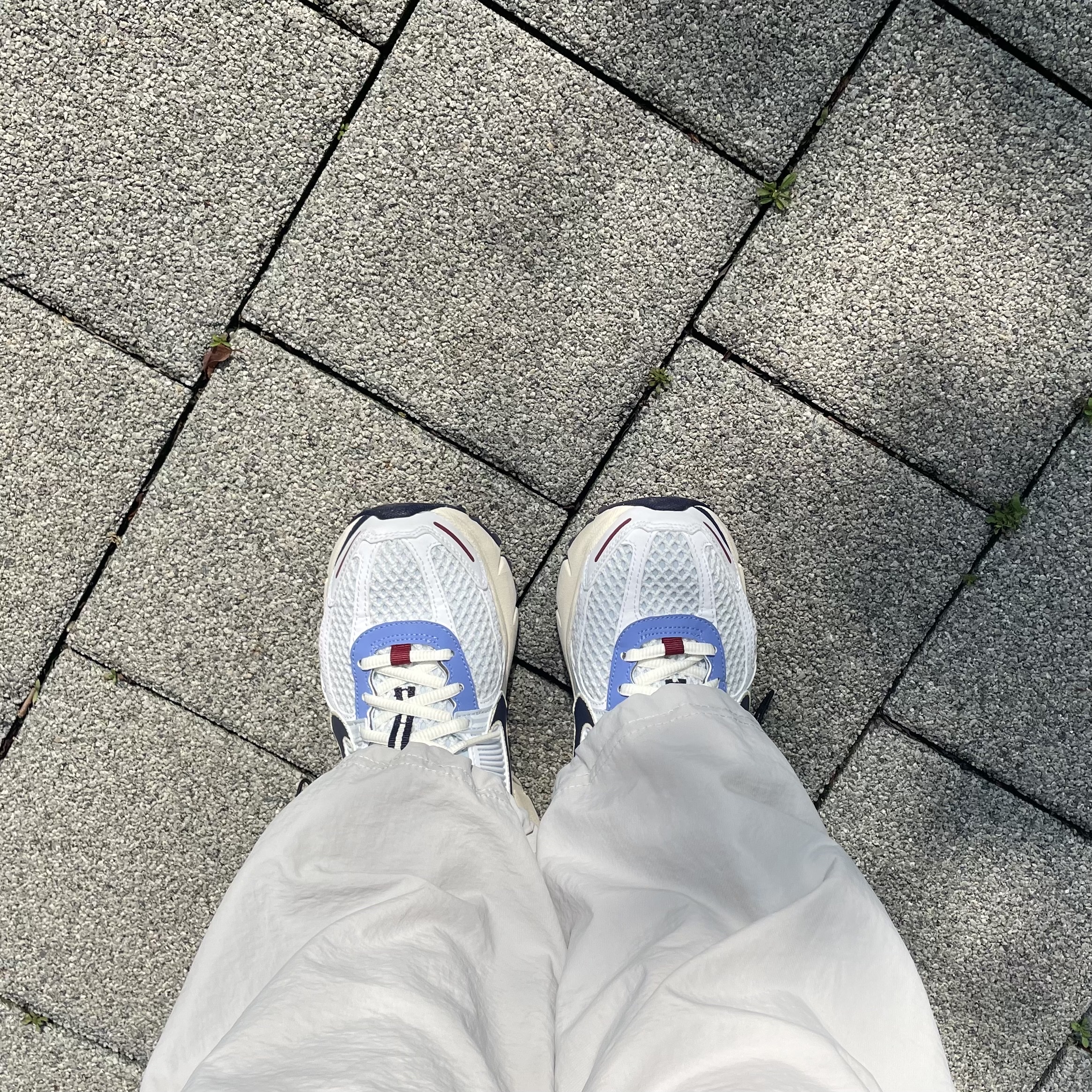 (W) Nike Zoom Vomero 5 Blue Tint Purple Ink 착용 스타일 - 5