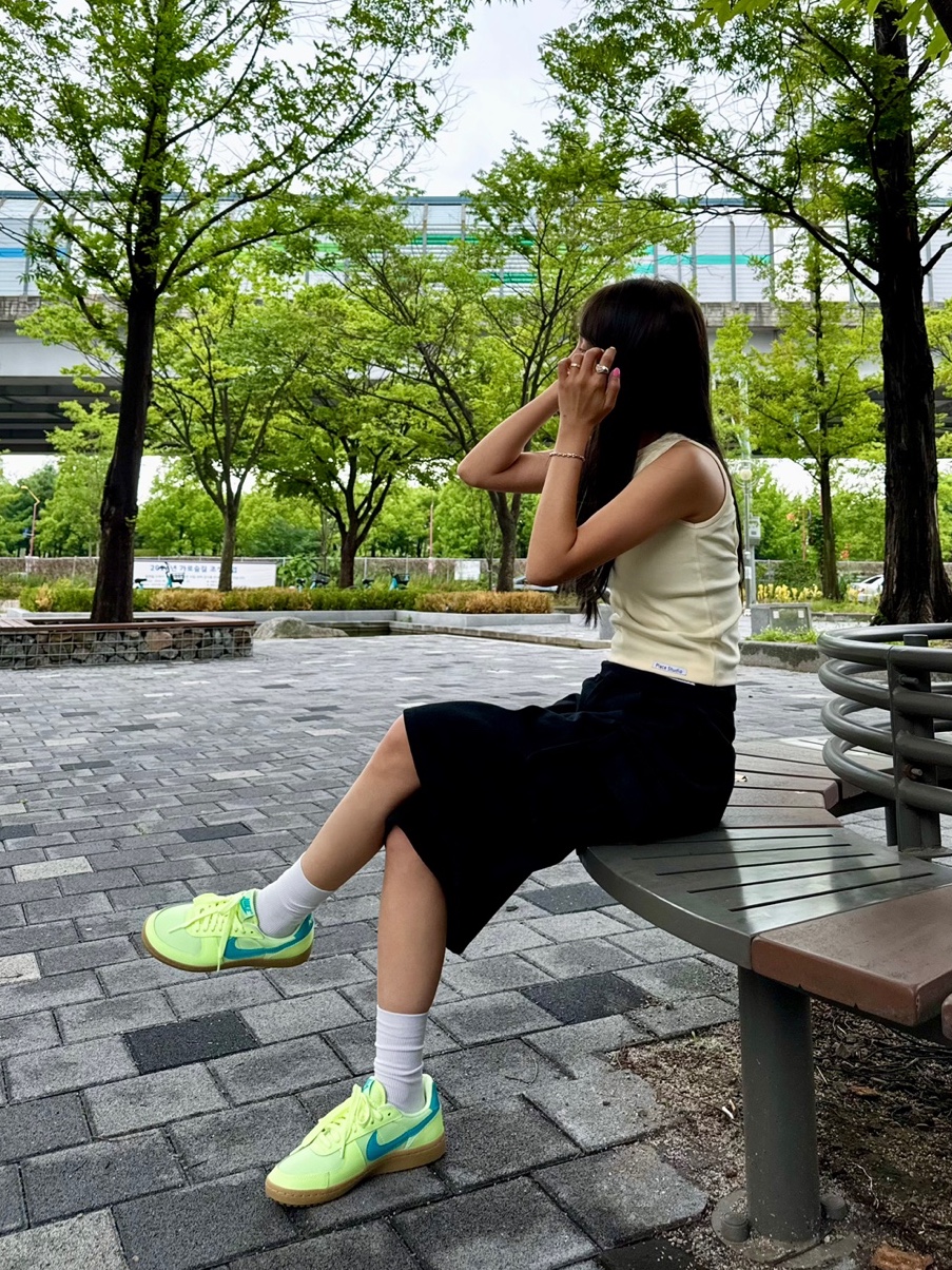 Nike Field General 82 Barely Volt and Dusty Cactus 착용 스타일 - 5