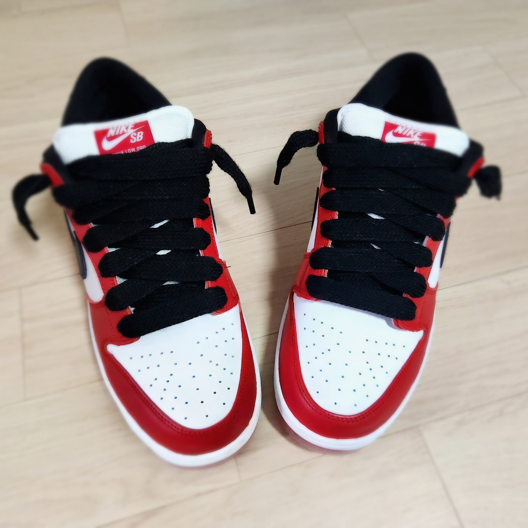 Nike SB Dunk Low Pro Chicago 착용 스타일 - 2
