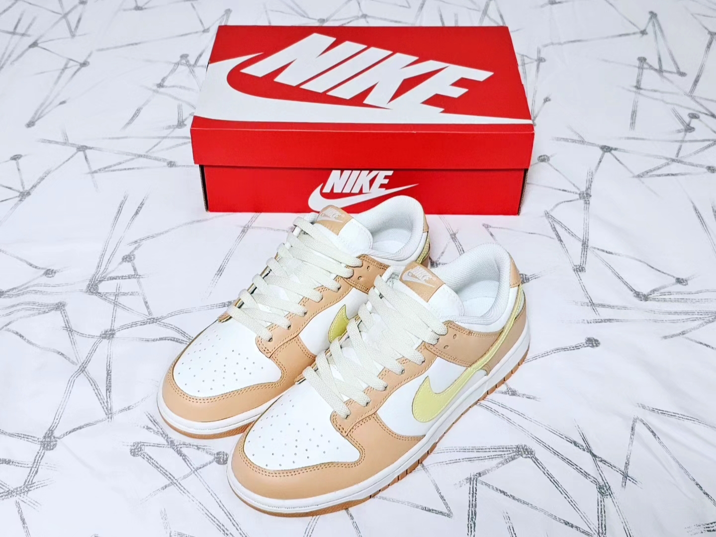 (W) Nike Dunk Low Harvest Moon 착용 스타일 - 1