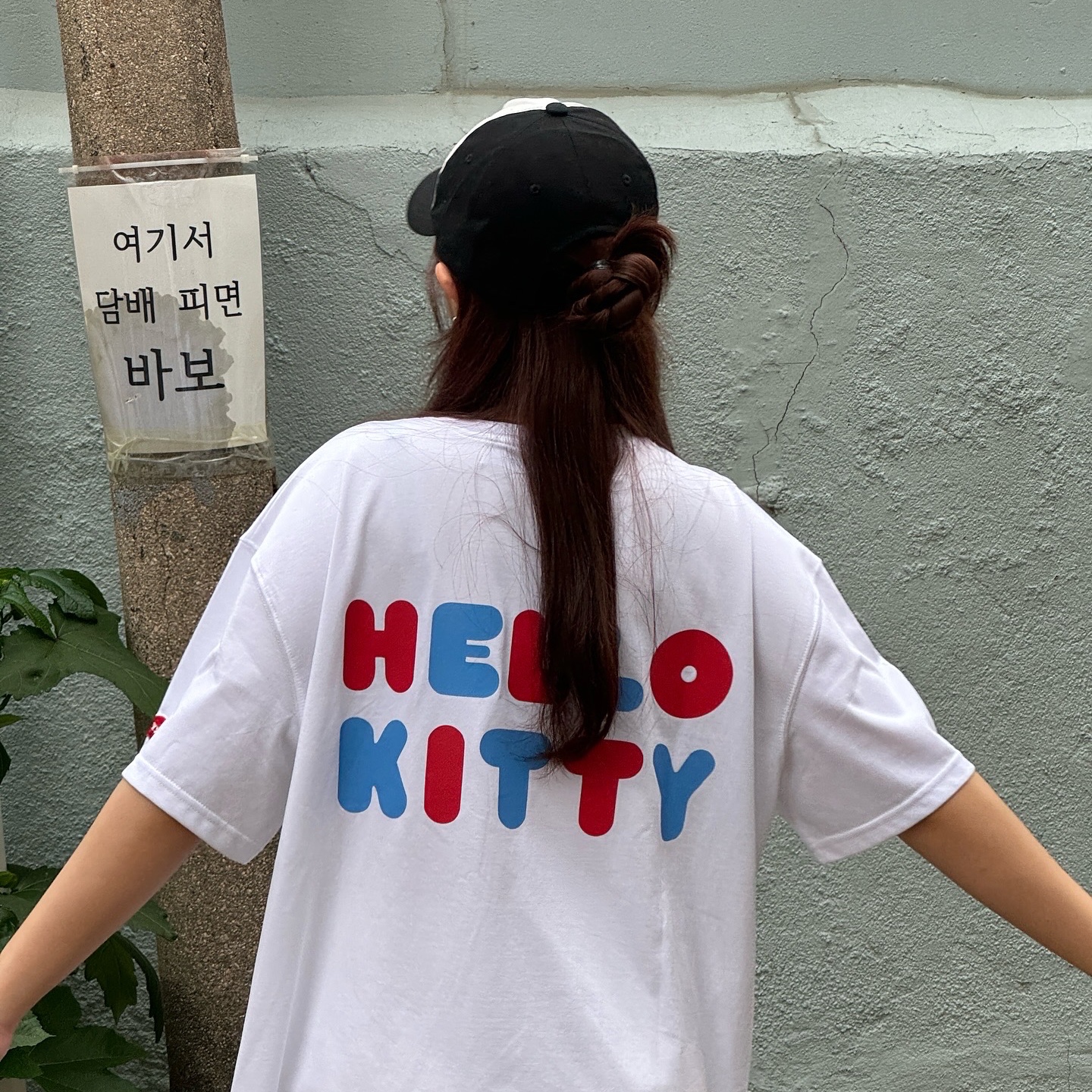 Open Yy x Hello Kitty T-Shirt White, (W) Nike Air Force 1 '07 Fireberry Fierce Pink 착용 스타일 - 2